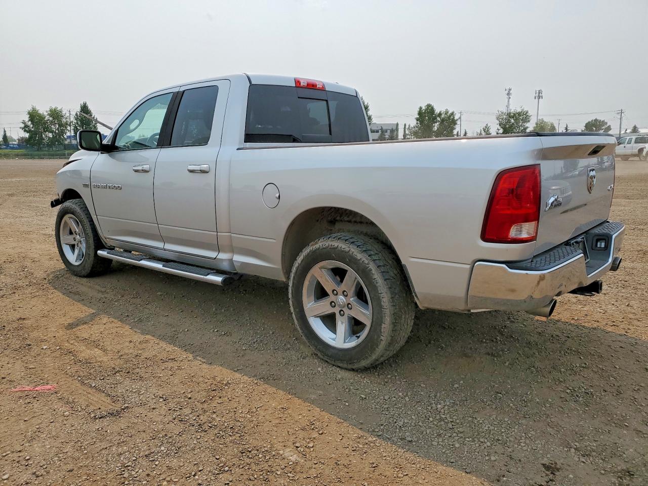 2011 Dodge Ram 1500 Silver vin: 1D7RV1GT3BS681802