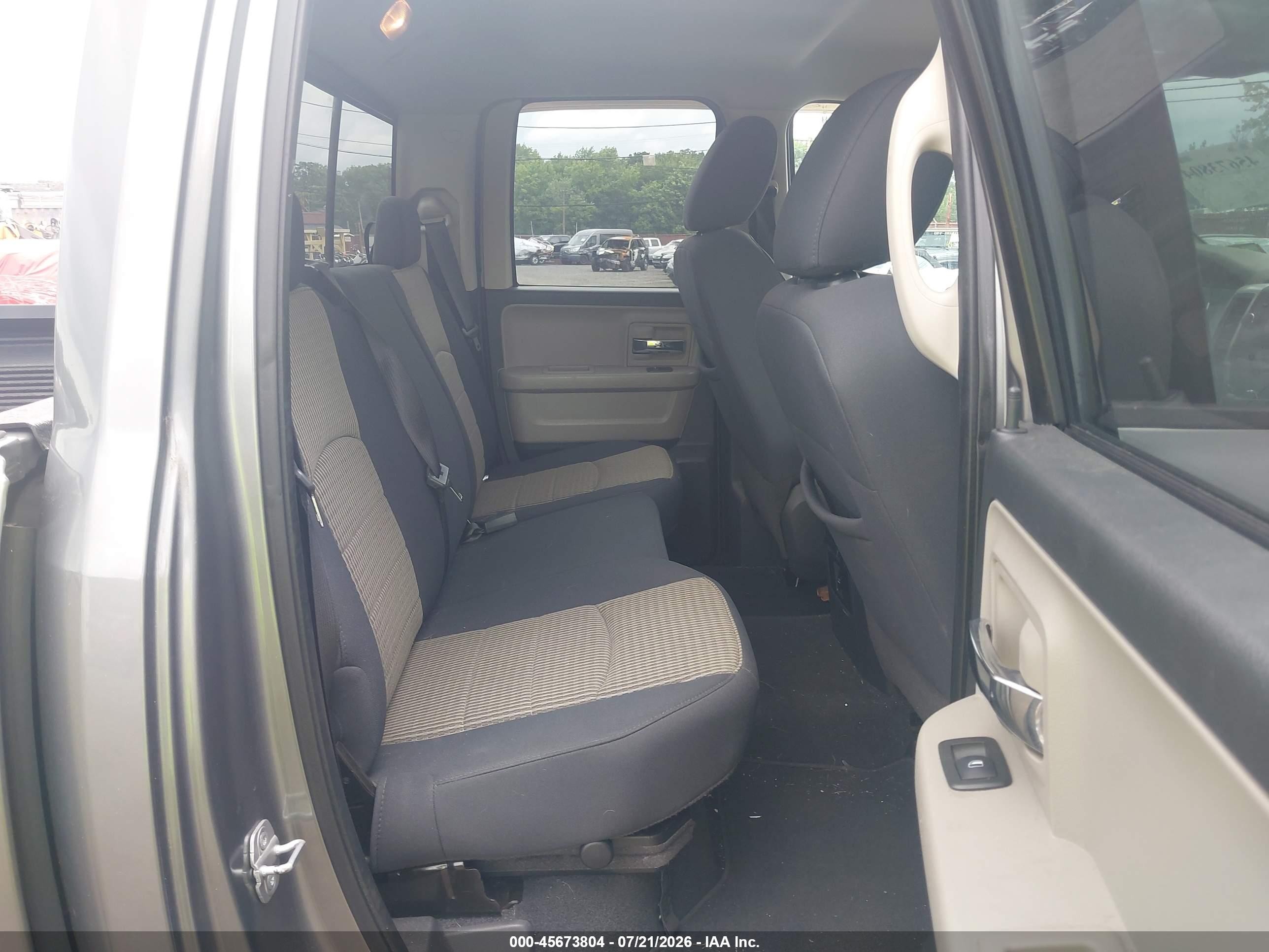 2010 Dodge Ram 1500 Slt/sport/trx Gray vin: 1D7RV1GT4AS192193