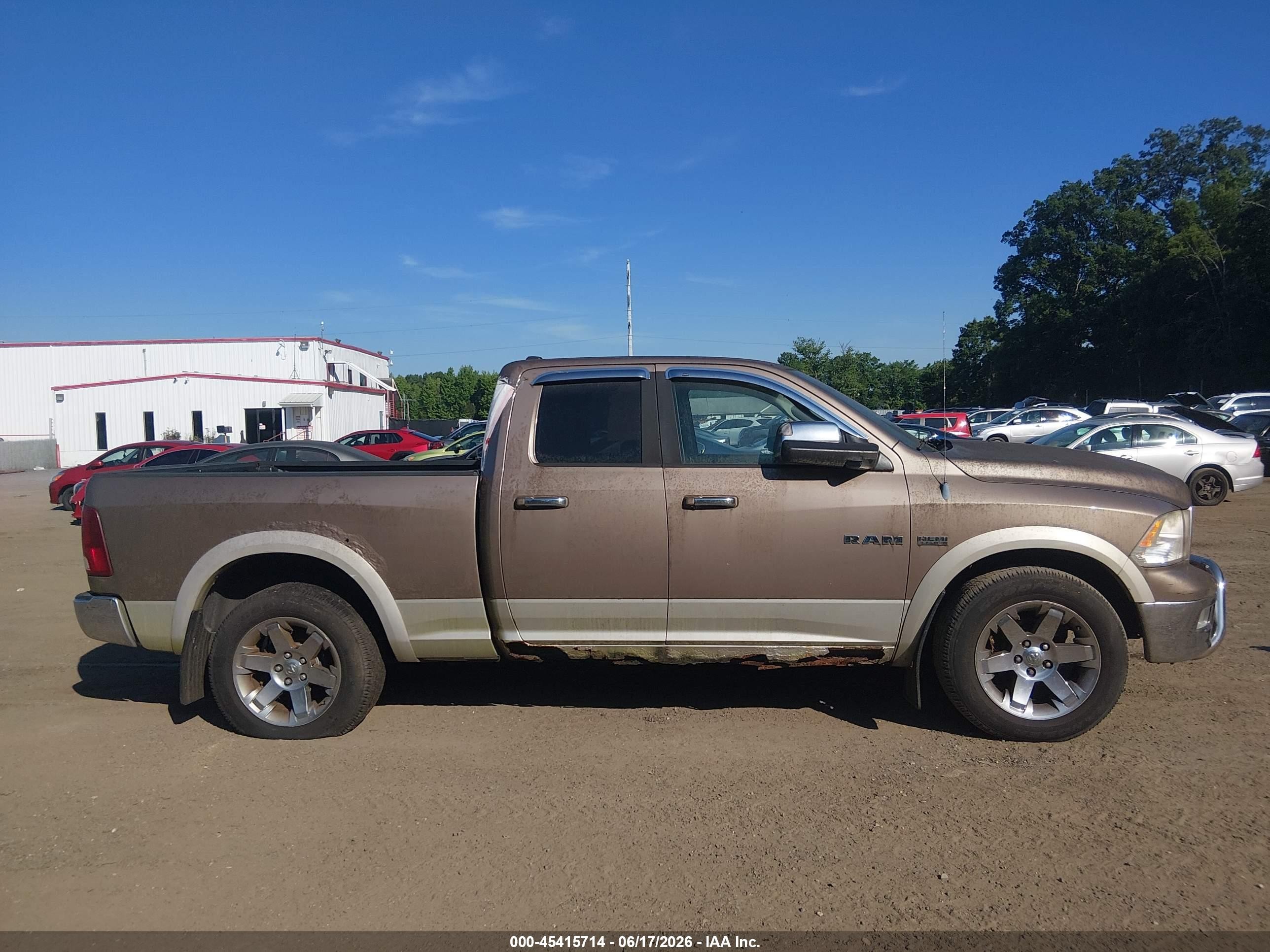 2010 Dodge Ram 1500 Laramie Gold vin: 1D7RV1GT4AS210434