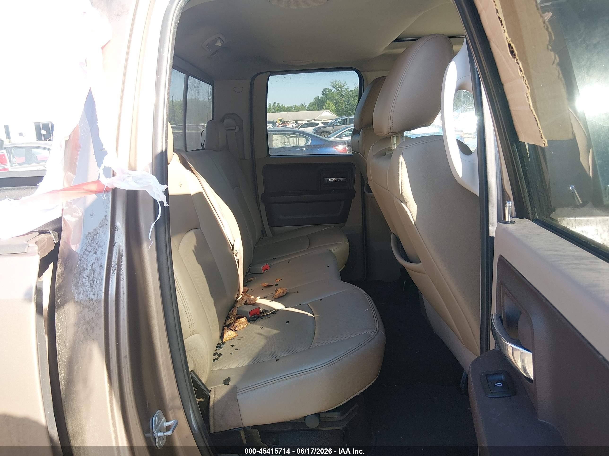 2010 Dodge Ram 1500 Laramie Gold vin: 1D7RV1GT4AS210434