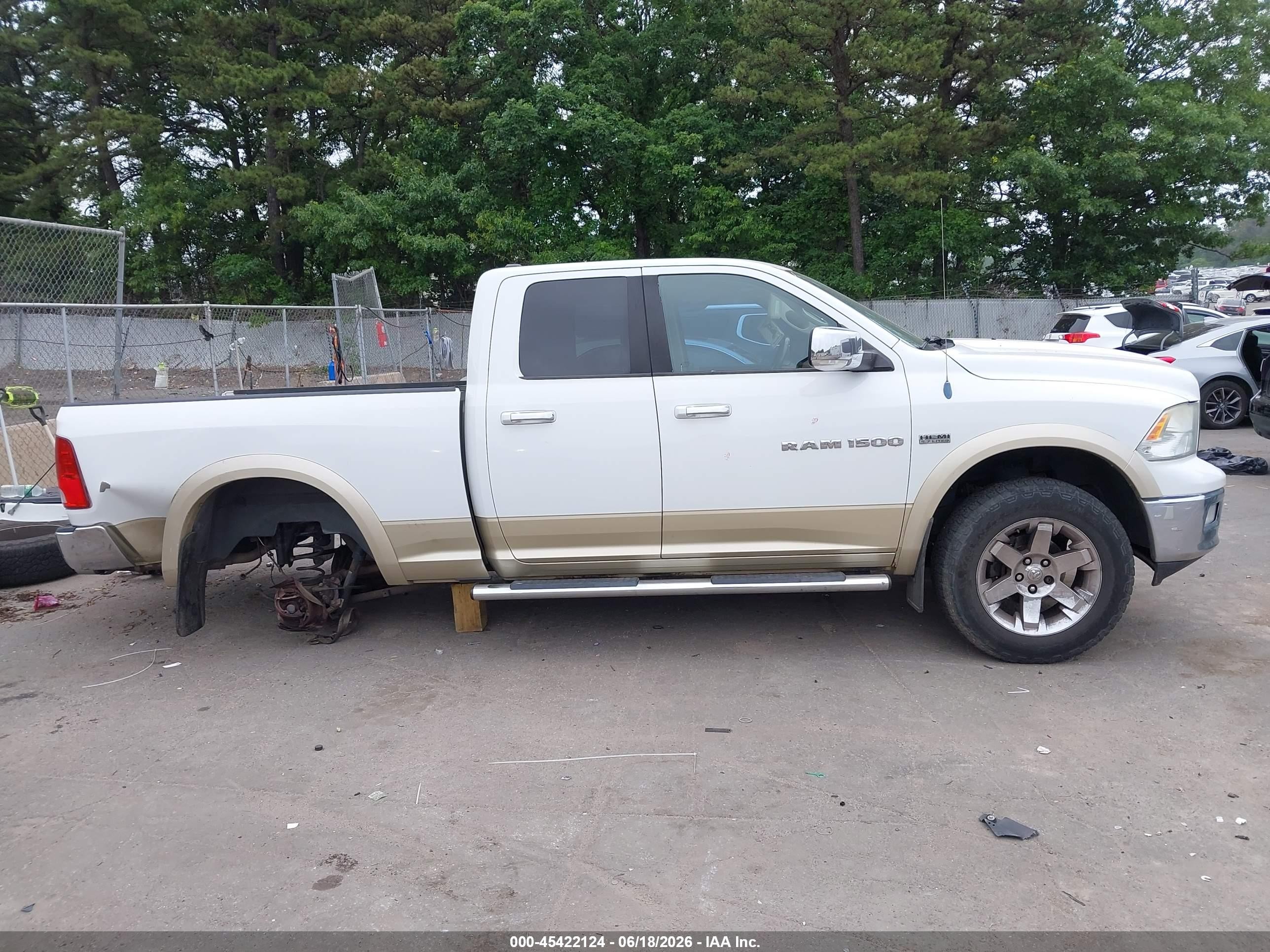 2011 Ram Ram 1500 Laramie White vin: 1D7RV1GT4BS562866