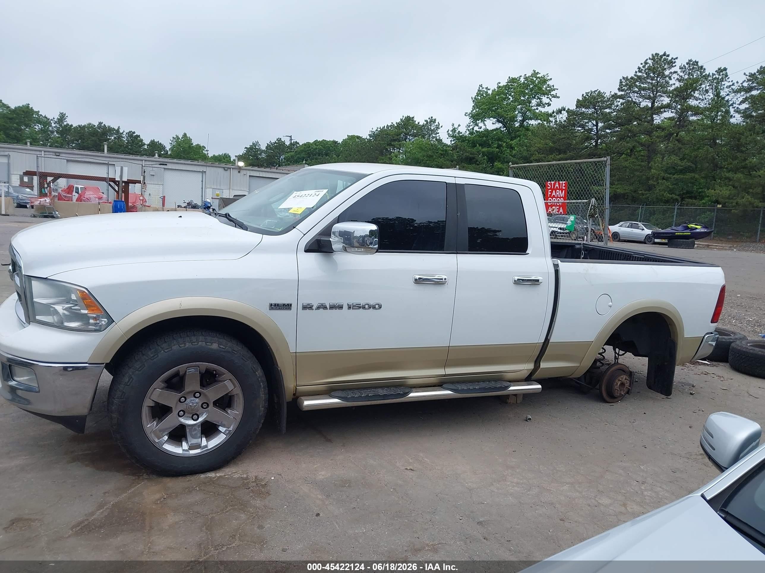 2011 Ram Ram 1500 Laramie White vin: 1D7RV1GT4BS562866