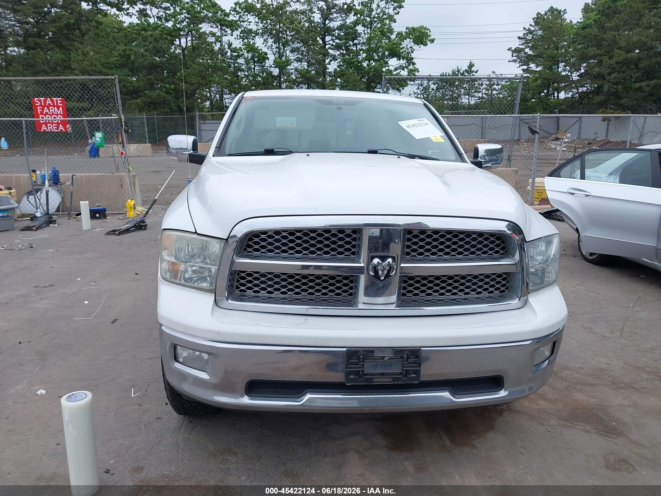2011 Ram Ram 1500 Laramie White vin: 1D7RV1GT4BS562866