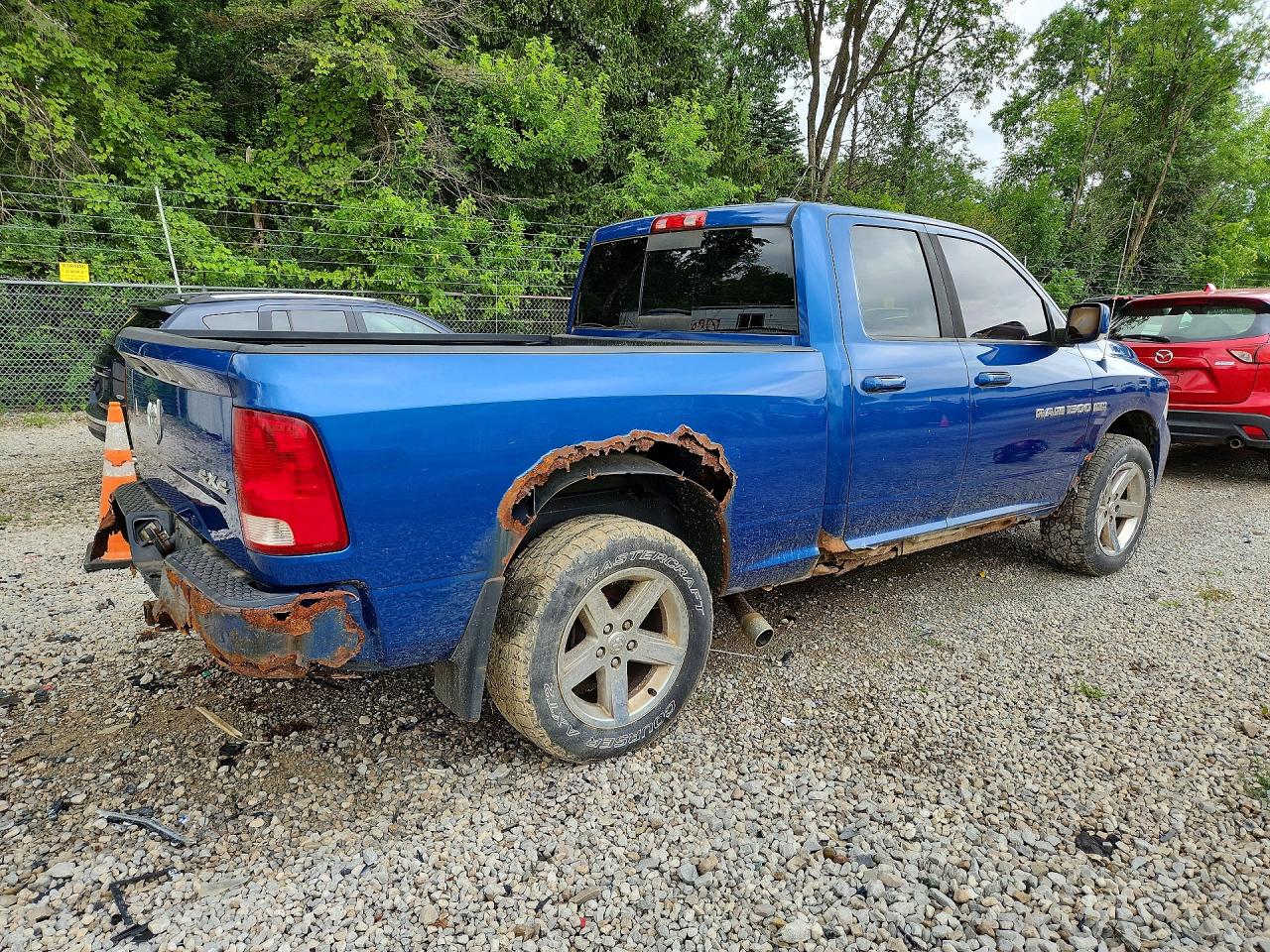 2011 Dodge Ram 1500 Blue vin: 1D7RV1GT4BS649294
