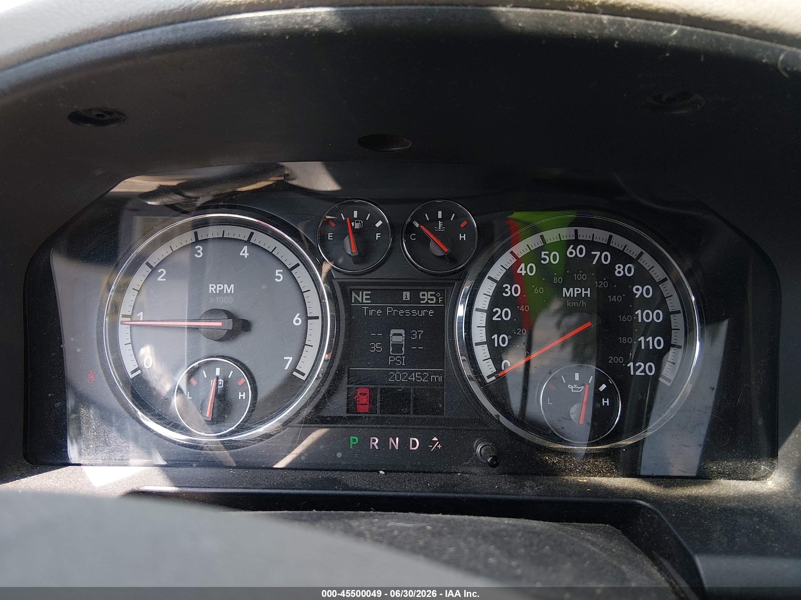 2010 Dodge Ram 1500 Slt/sport/trx White vin: 1D7RV1GT5AS130415