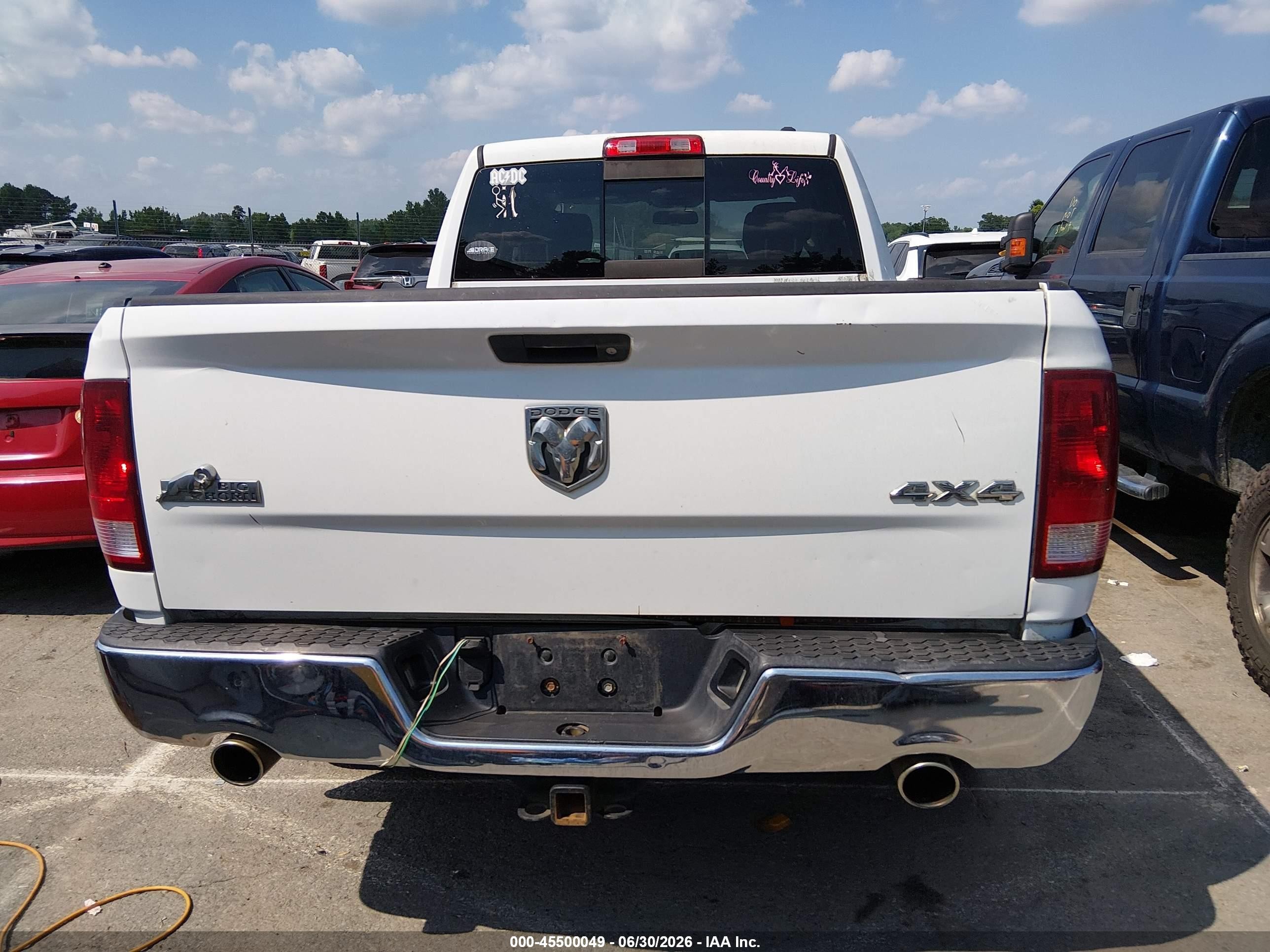 2010 Dodge Ram 1500 Slt/sport/trx White vin: 1D7RV1GT5AS130415