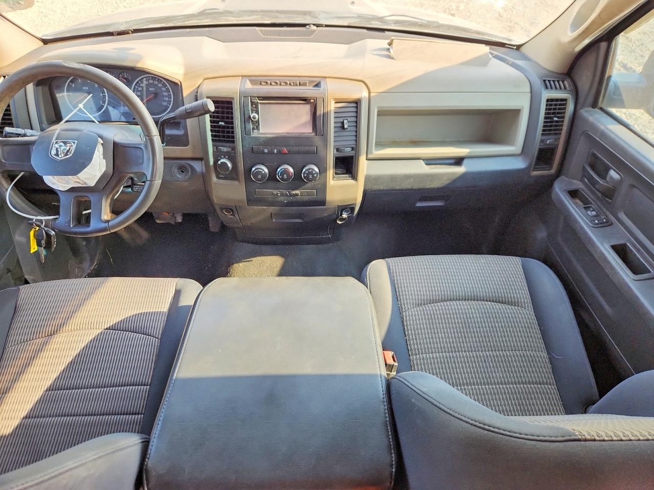 2011 Dodge Ram 1500 Серый vin: 1D7RV1GT5BS659896