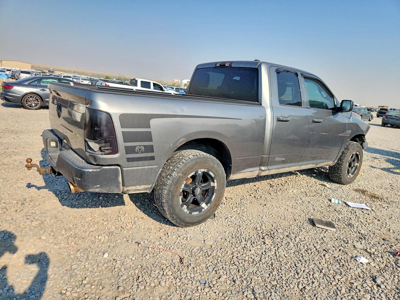 2011 Dodge Ram 1500 Серый vin: 1D7RV1GT5BS659896