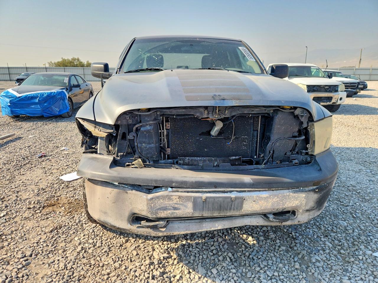 2011 Dodge Ram 1500 Серый vin: 1D7RV1GT5BS659896
