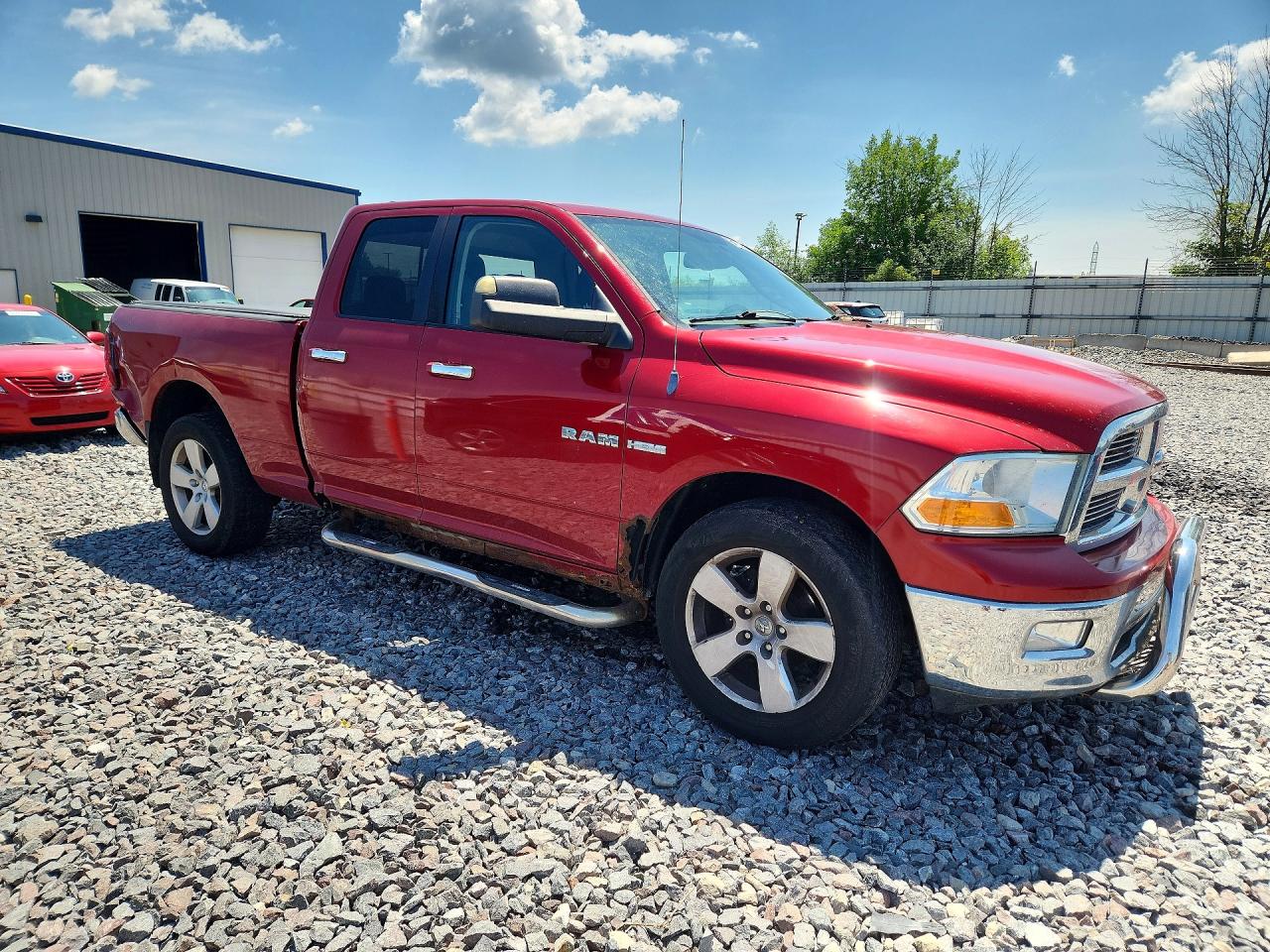 2010 Dodge Ram 1500 Red vin: 1D7RV1GT6AS117379