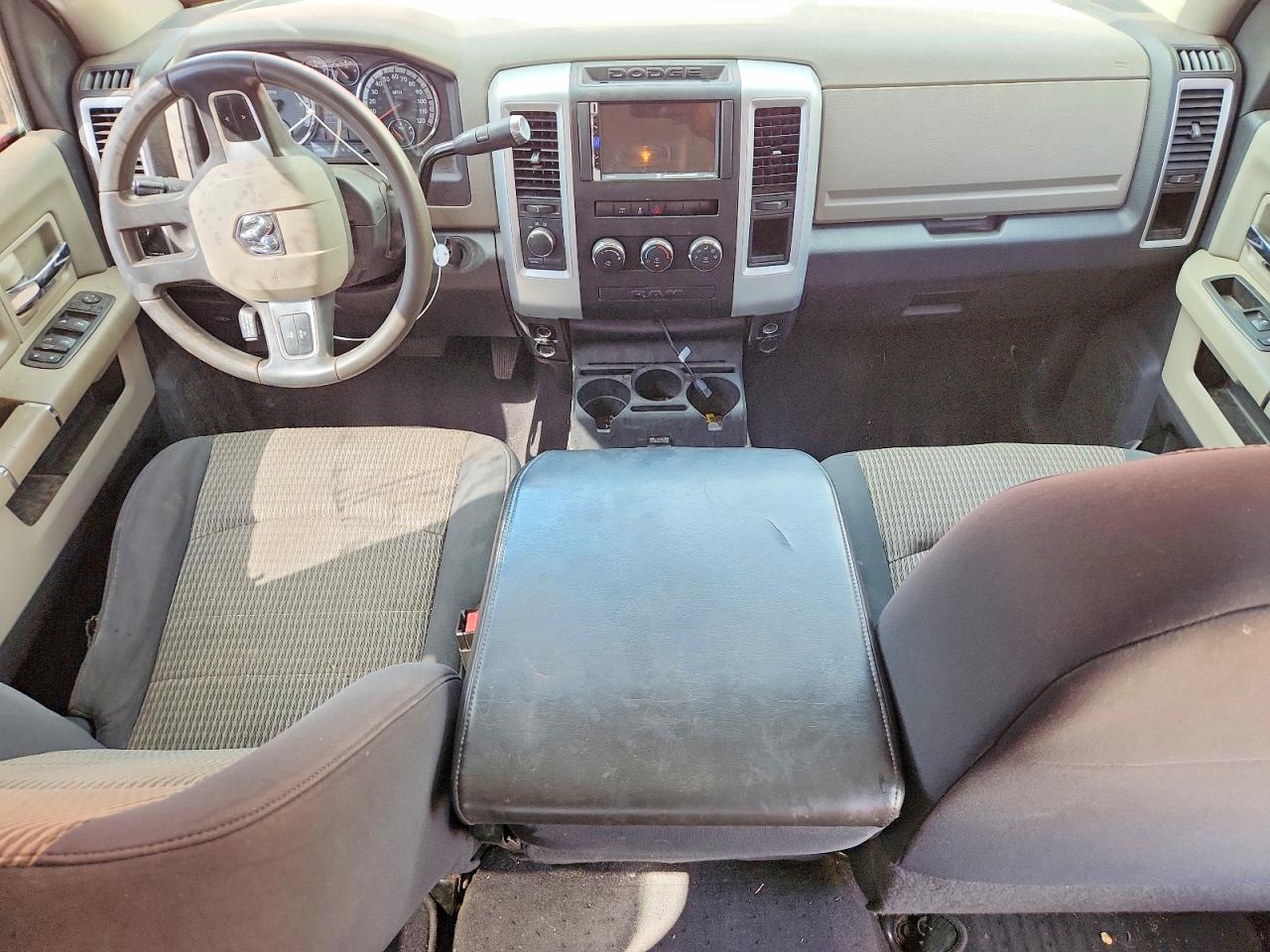 2010 Dodge Ram 1500 Red vin: 1D7RV1GT6AS193992
