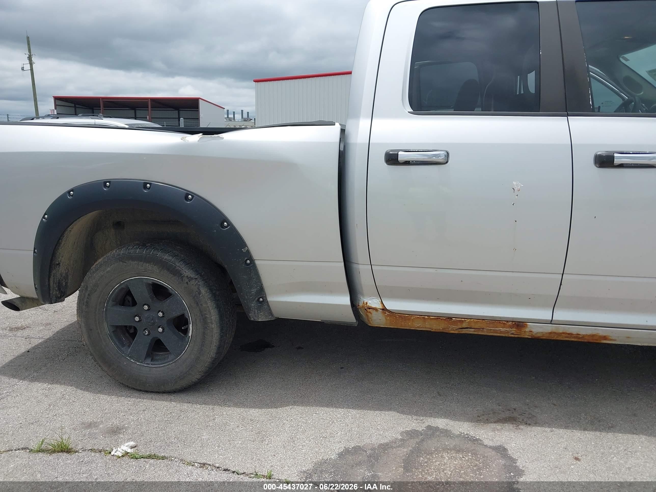 2010 Dodge Ram 1500 Slt/sport/trx Gray vin: 1D7RV1GT6AS243466