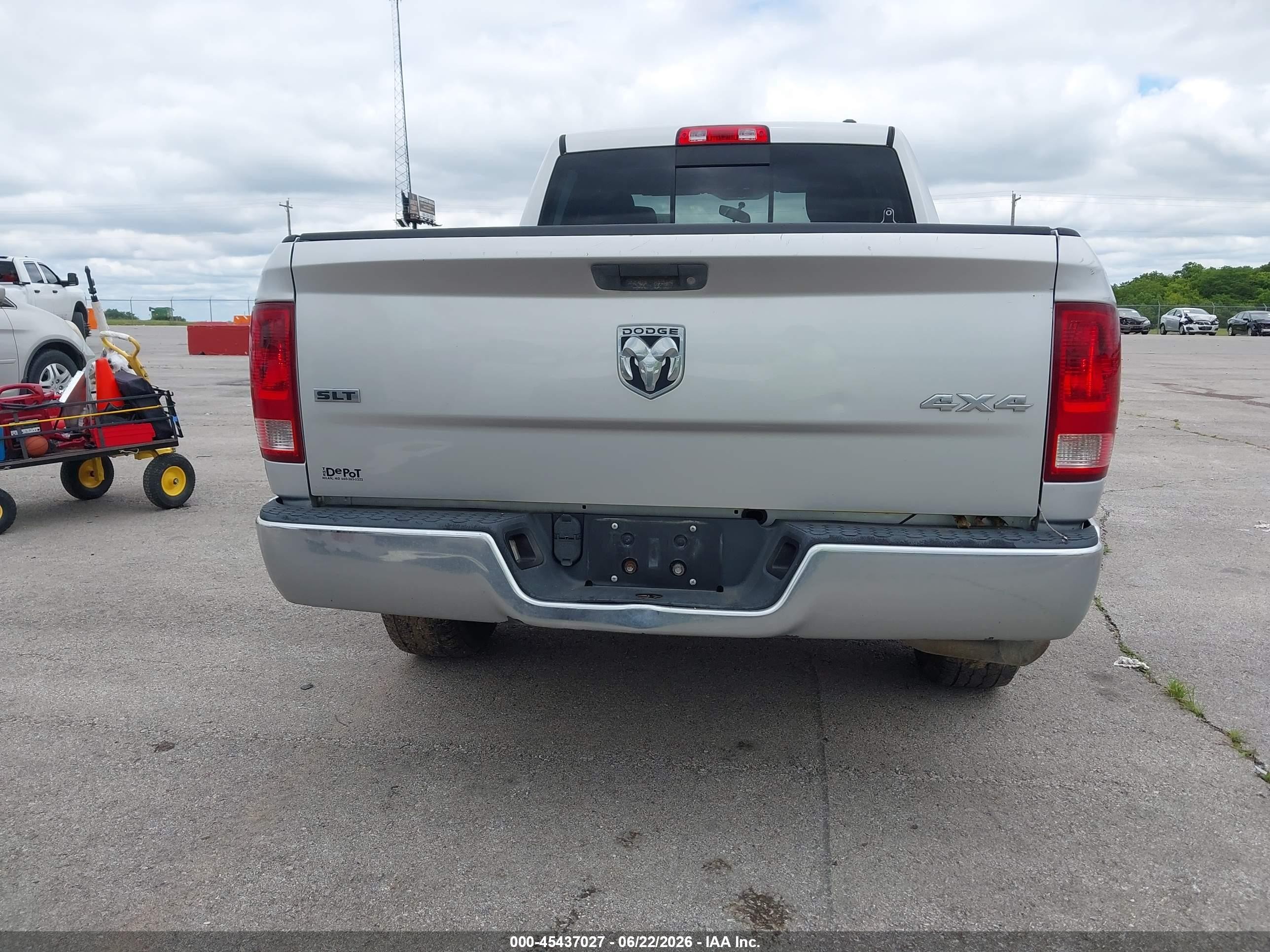 2010 Dodge Ram 1500 Slt/sport/trx Gray vin: 1D7RV1GT6AS243466