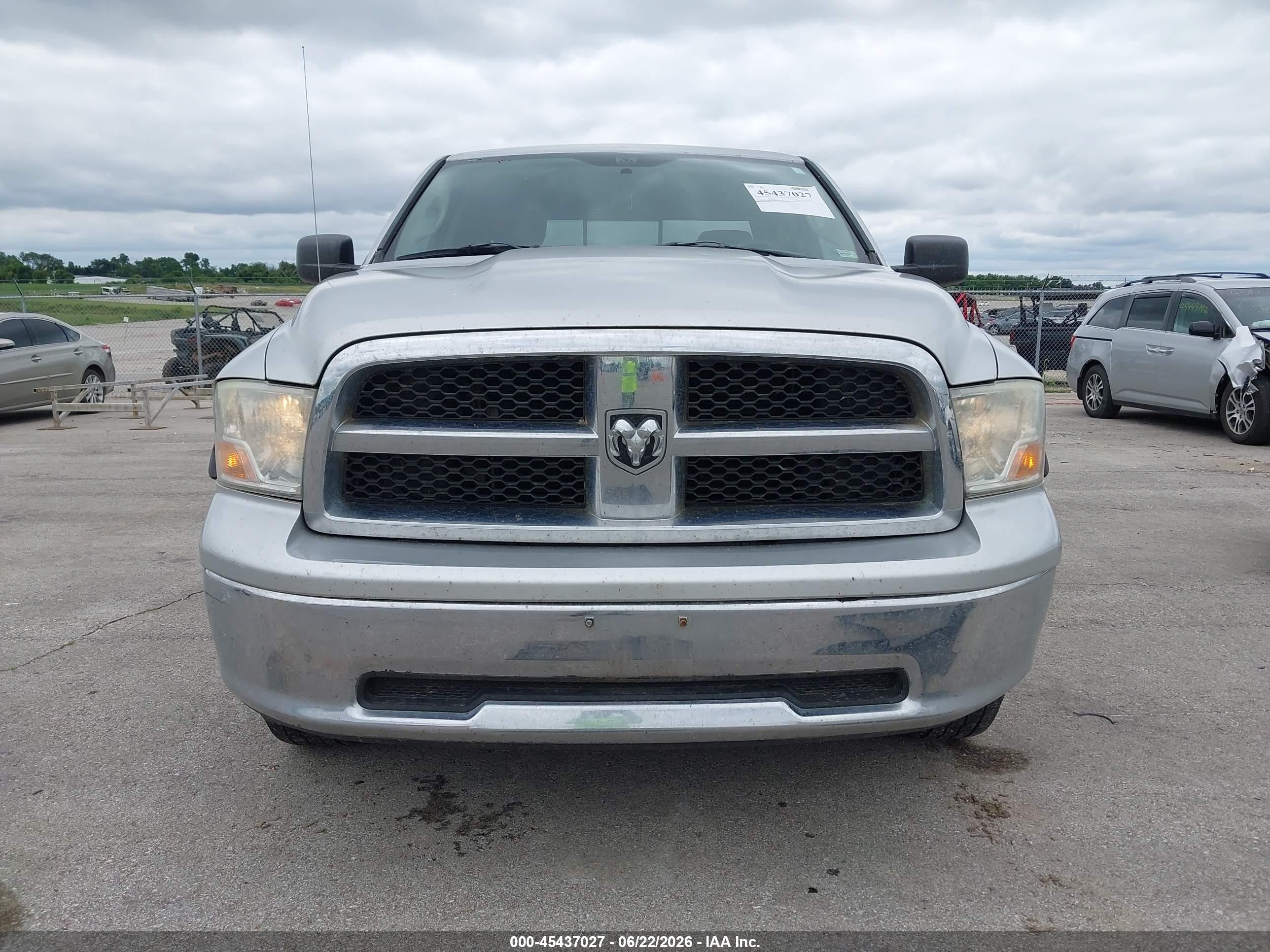 2010 Dodge Ram 1500 Slt/sport/trx Gray vin: 1D7RV1GT6AS243466