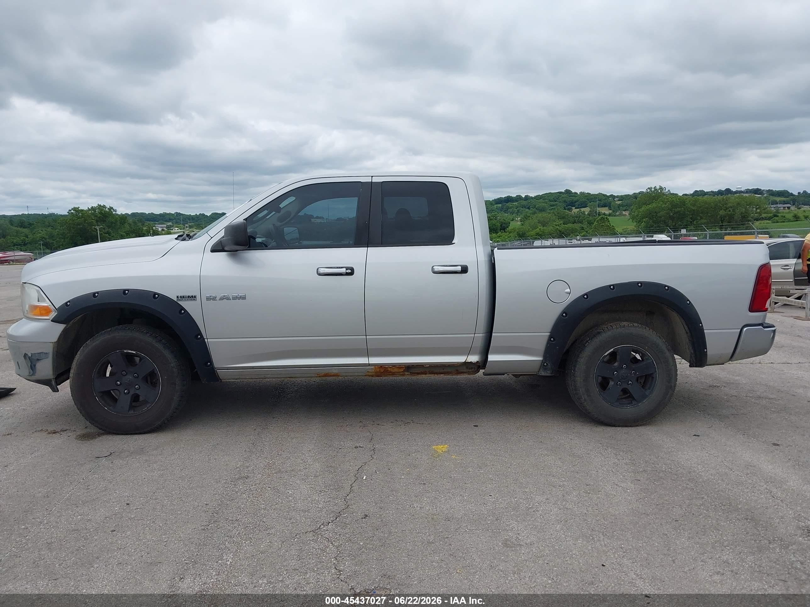 2010 Dodge Ram 1500 Slt/sport/trx Gray vin: 1D7RV1GT6AS243466