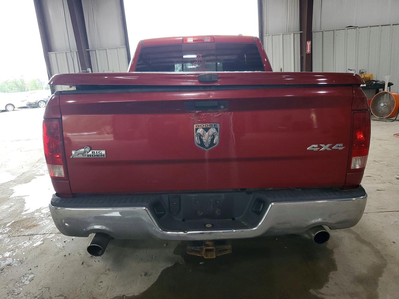 2010 Dodge Ram 1500 Red vin: 1D7RV1GT6AS261482