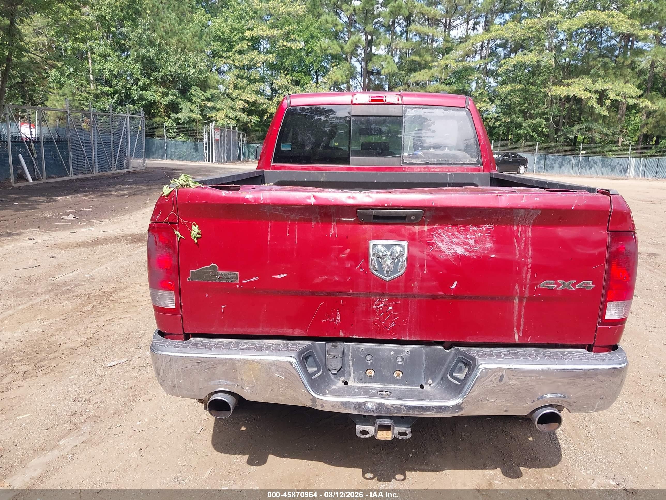 2011 Ram Ram 1500 Slt Red vin: 1D7RV1GT6BS545115
