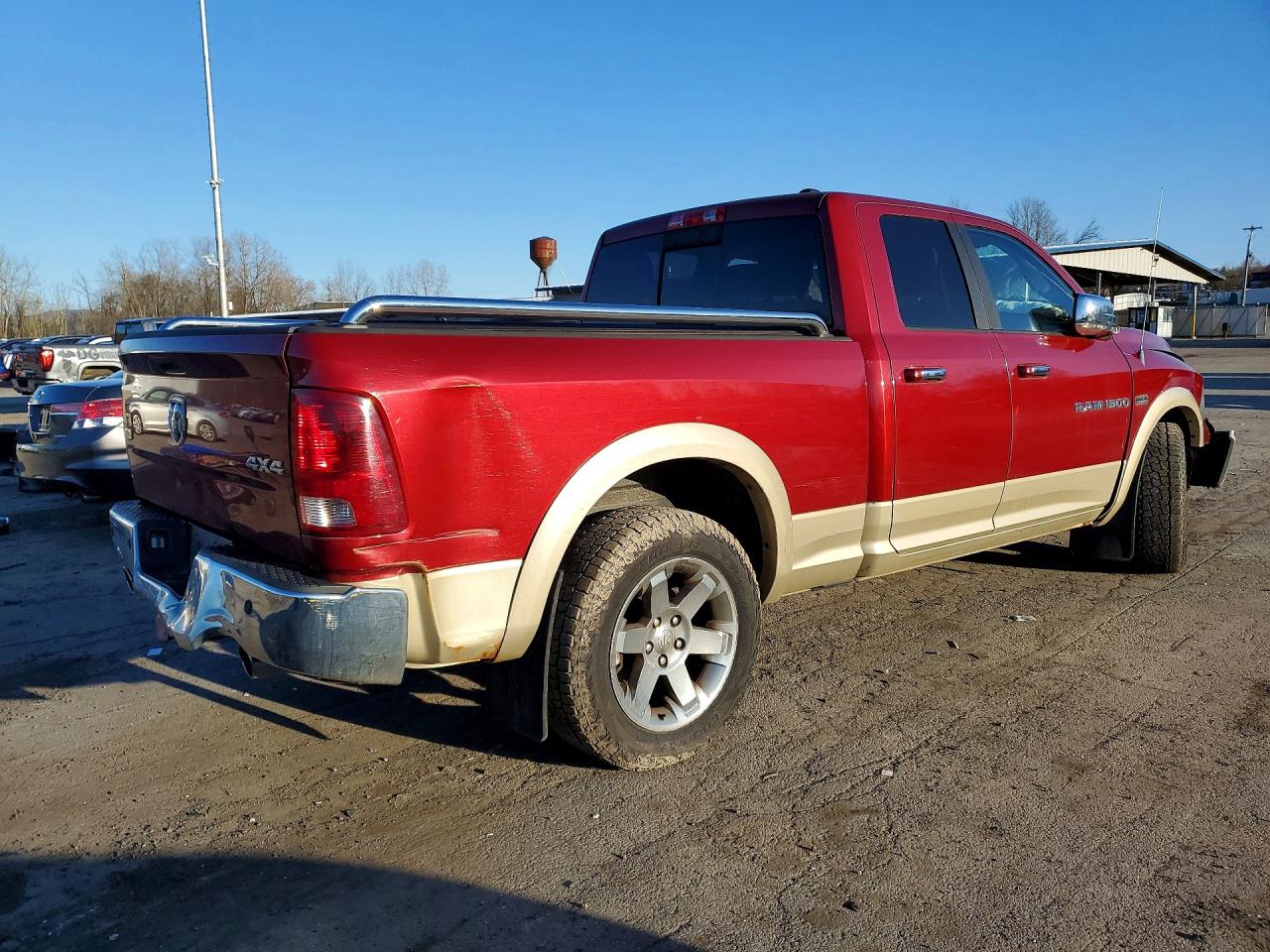 2011 Dodge Ram 1500 Red vin: 1D7RV1GT6BS557975