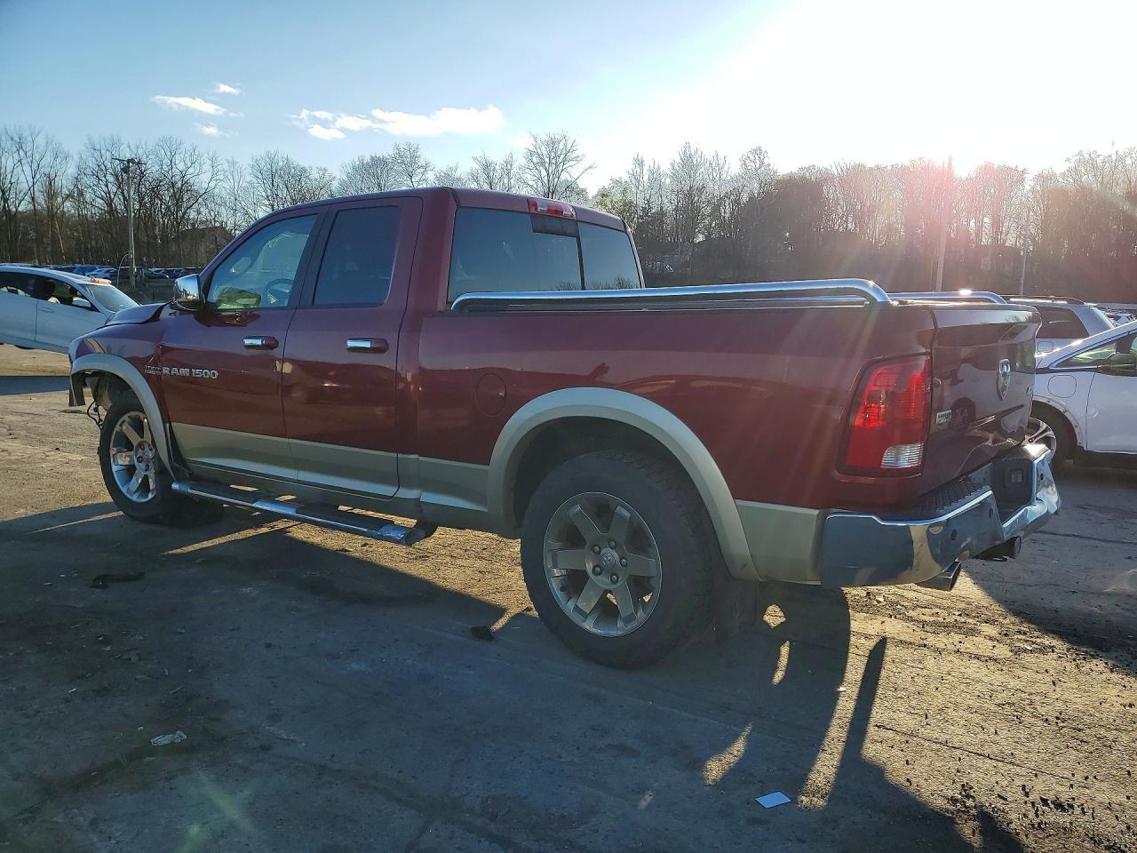 2011 Dodge Ram 1500 Red vin: 1D7RV1GT6BS557975