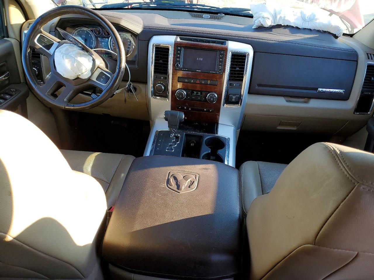 2011 Dodge Ram 1500 Red vin: 1D7RV1GT6BS557975