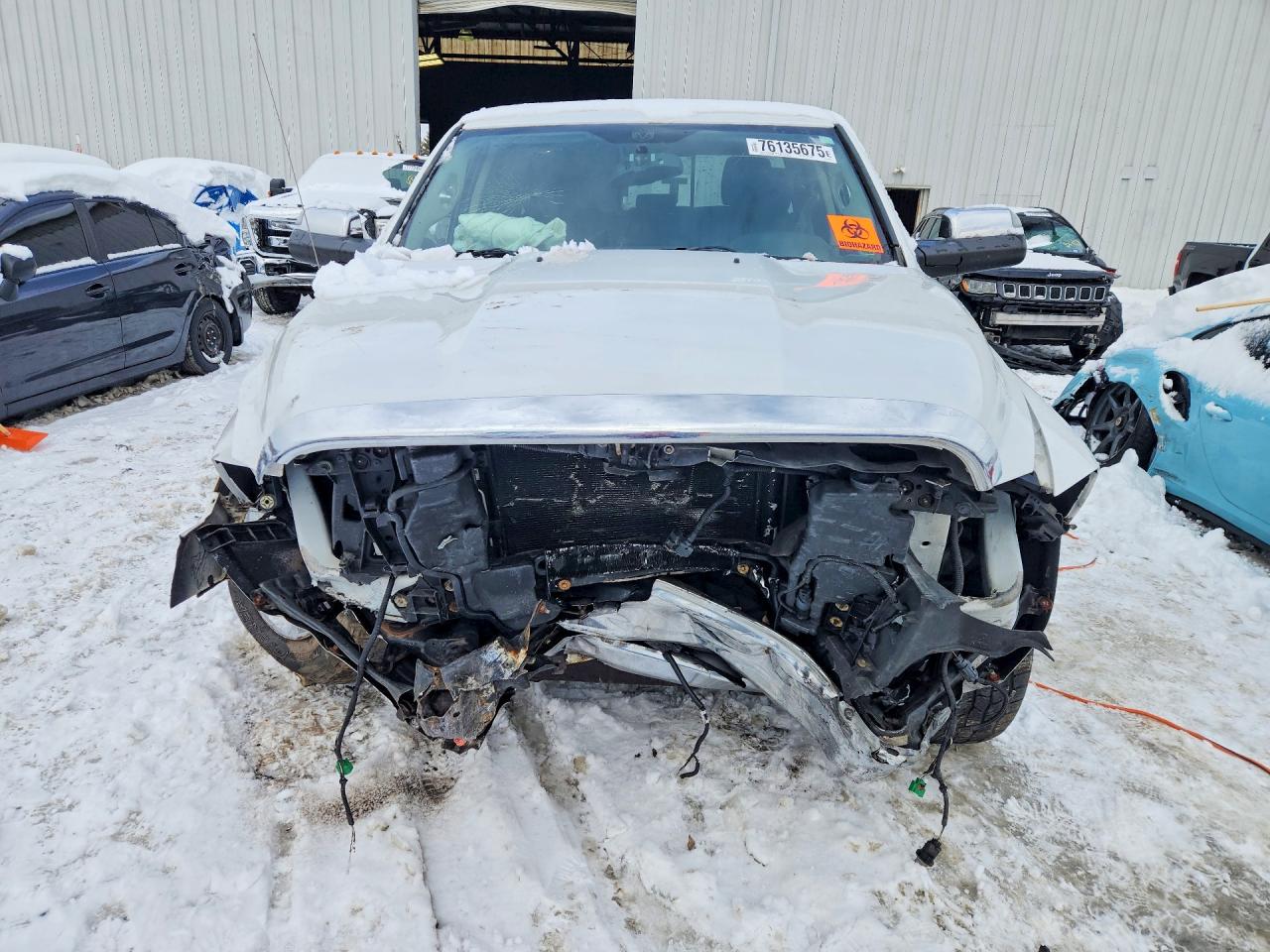 2011 Dodge Ram 1500 Two Tone vin: 1D7RV1GT6BS562254