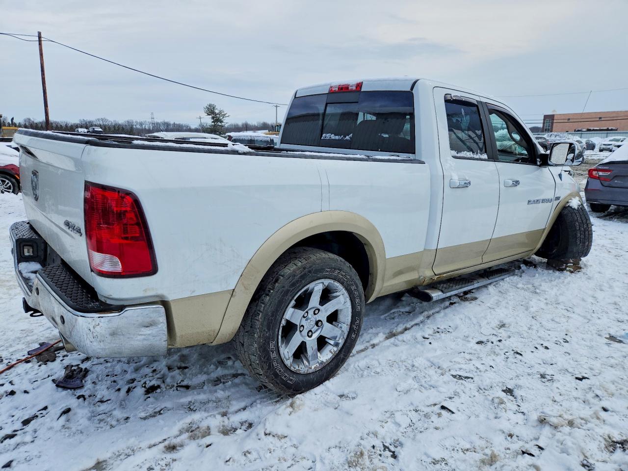 2011 Dodge Ram 1500 Two Tone vin: 1D7RV1GT6BS562254