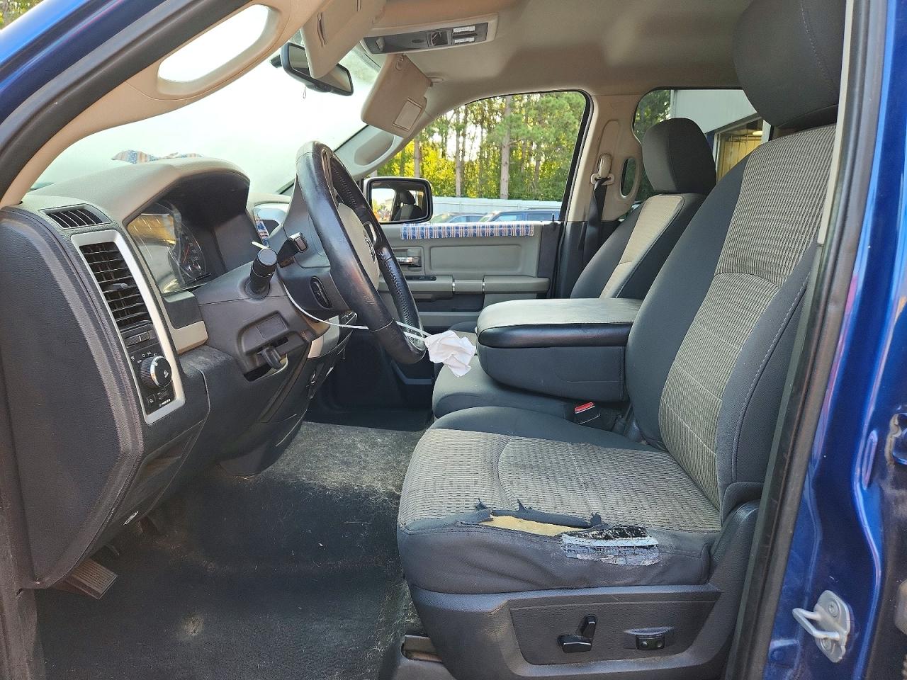 2011 Dodge Ram 1500 Blue vin: 1D7RV1GT6BS641892