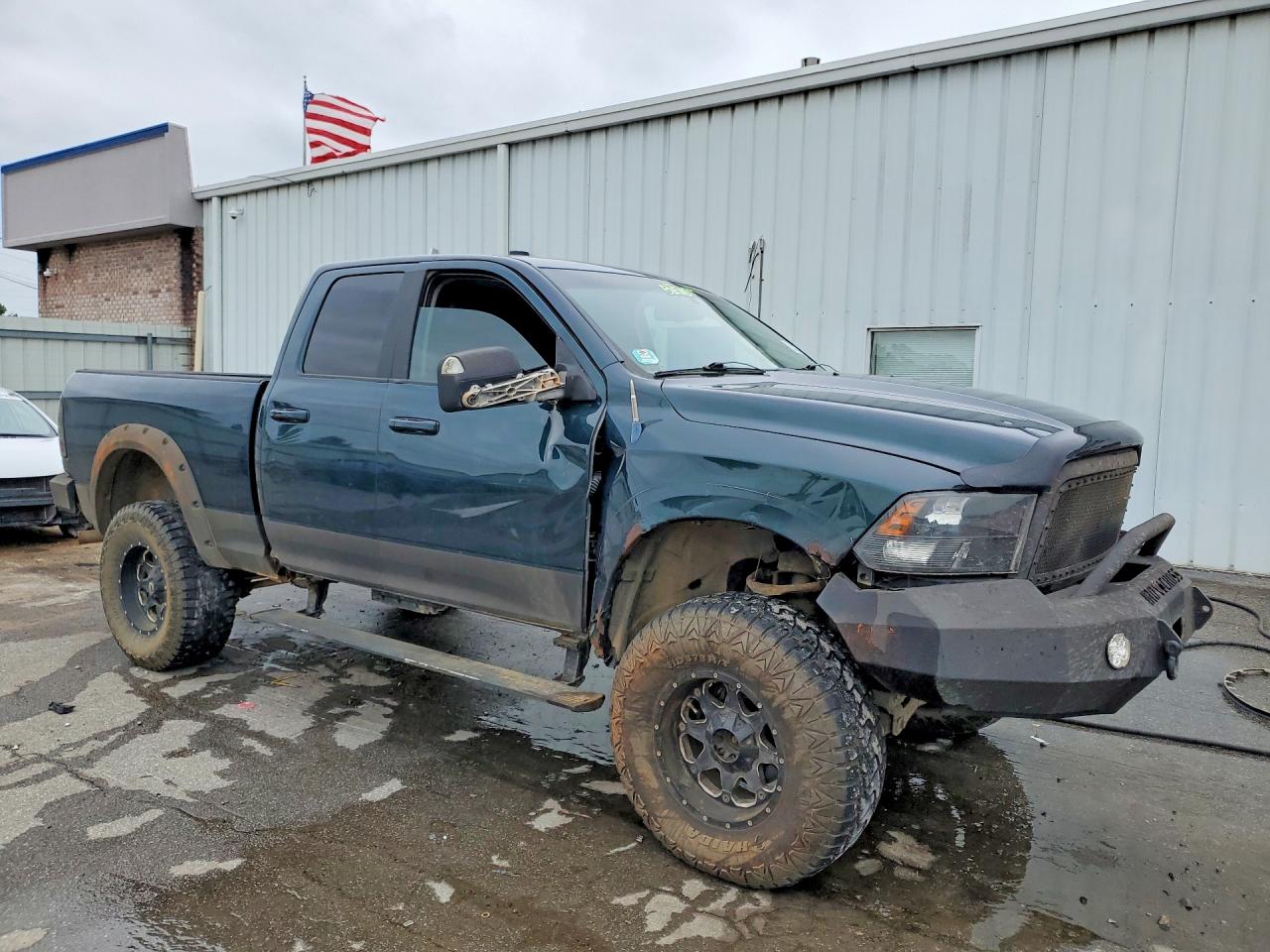 2011 Dodge Ram 1500 Green vin: 1D7RV1GT6BS652925