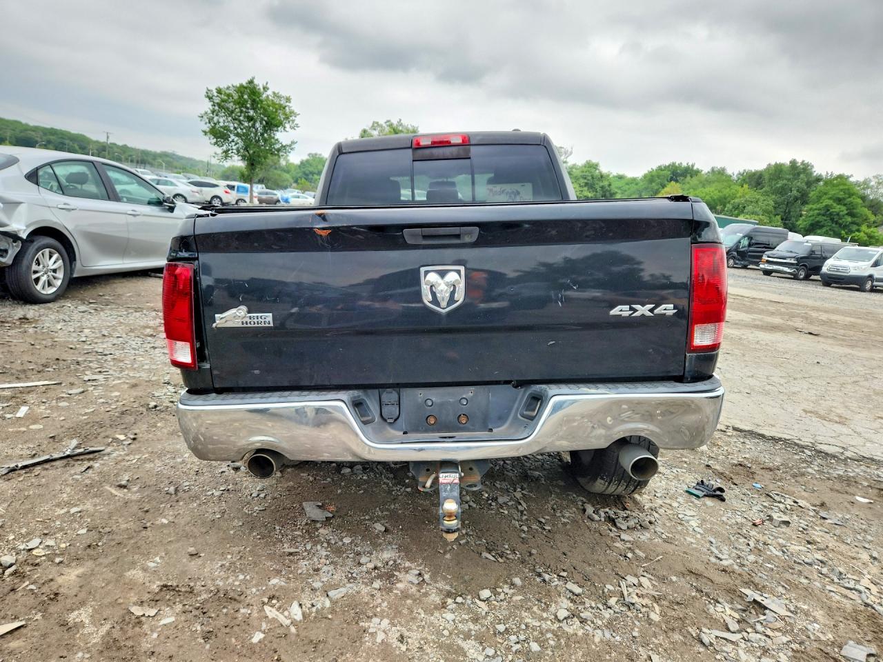 2011 Dodge Ram 1500 Black vin: 1D7RV1GT7BS659401