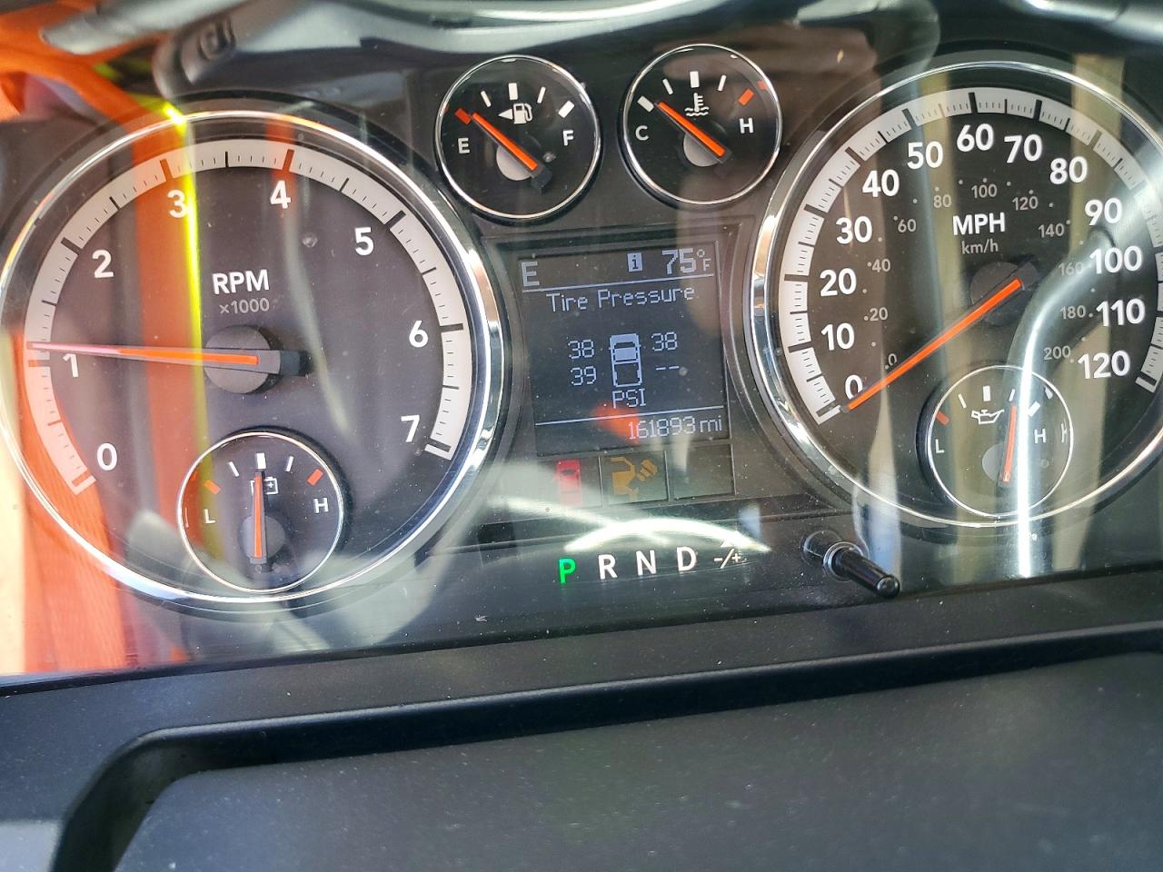 2010 Dodge Ram 1500 Red vin: 1D7RV1GT8AS211277