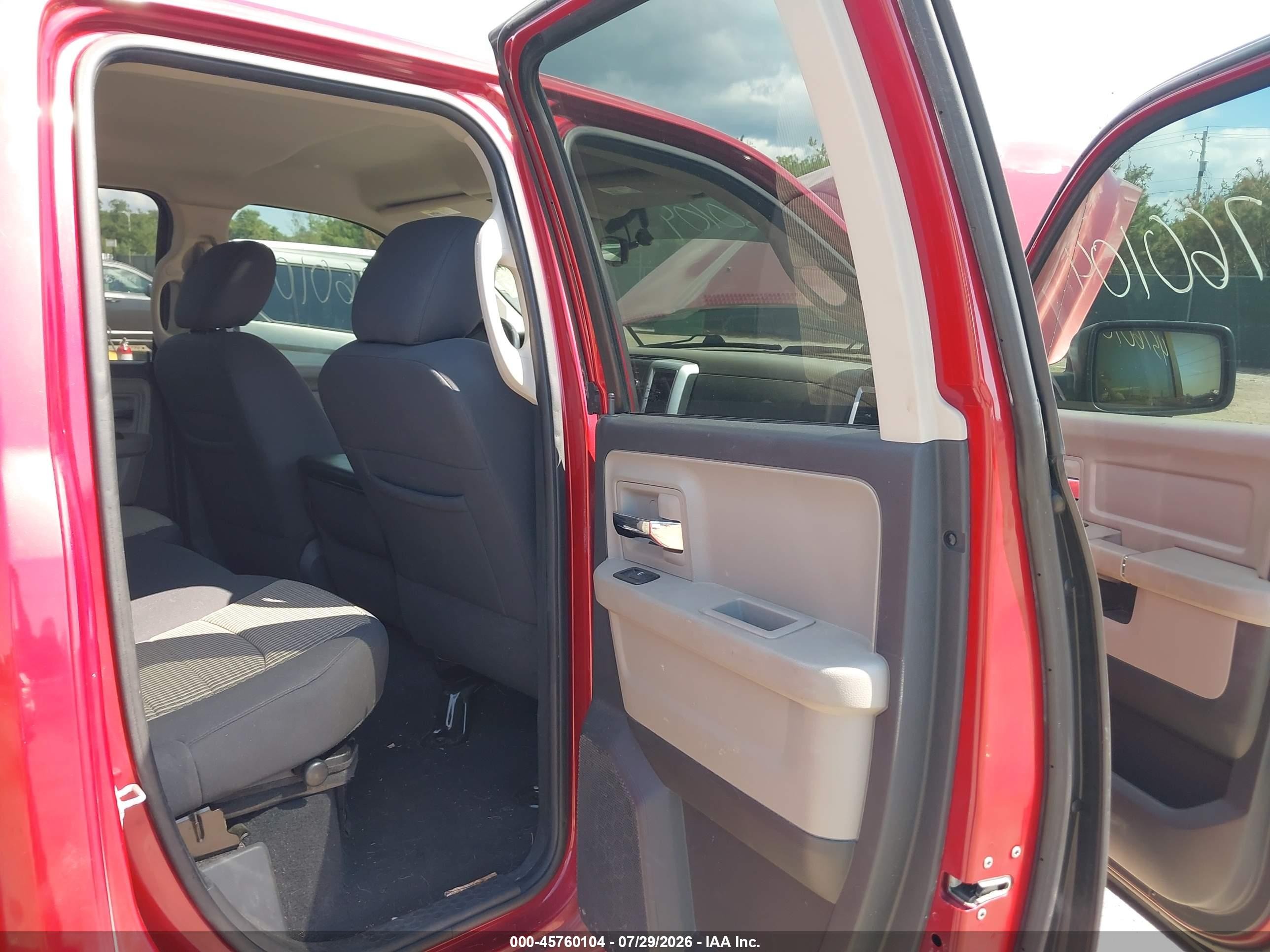 2010 Dodge Ram 1500 Slt/sport/trx Red vin: 1D7RV1GT8AS231500