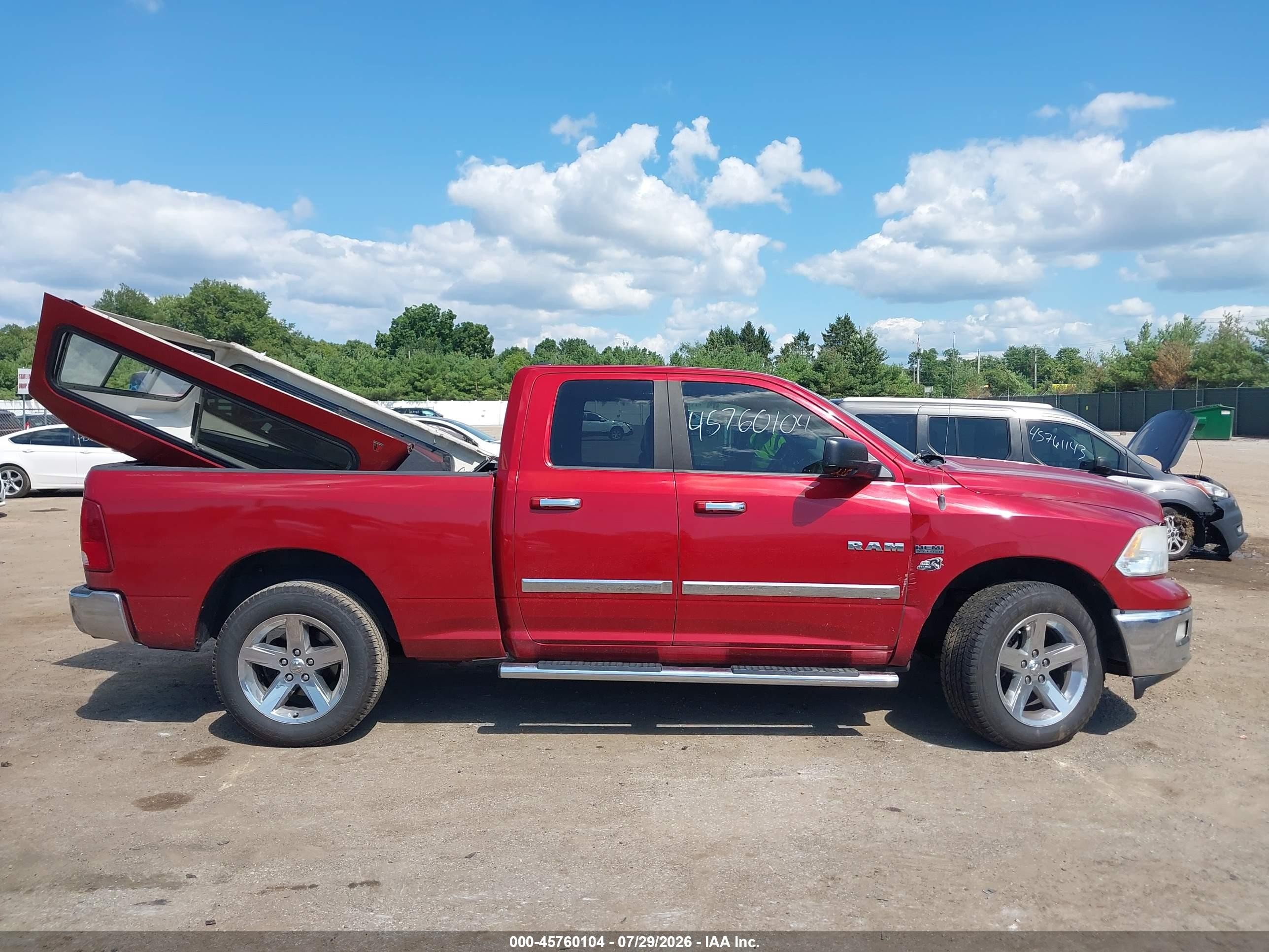 2010 Dodge Ram 1500 Slt/sport/trx Red vin: 1D7RV1GT8AS231500