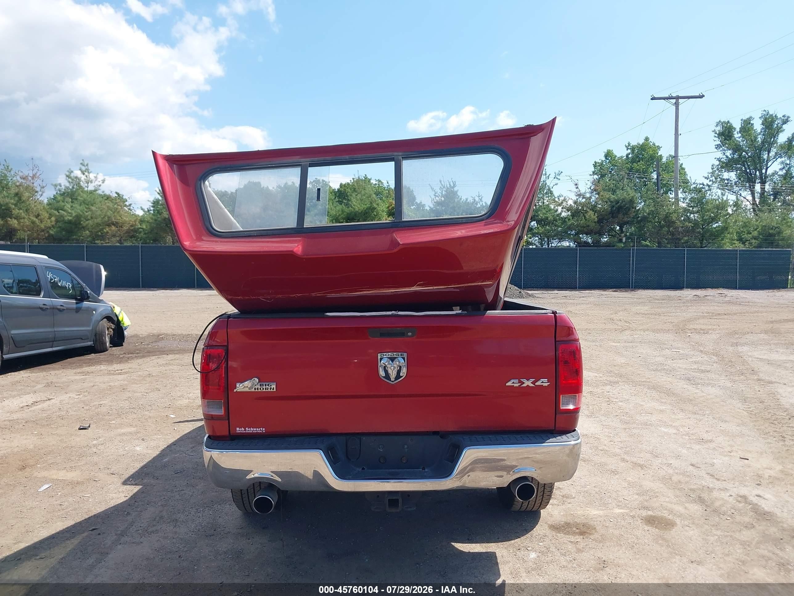 2010 Dodge Ram 1500 Slt/sport/trx Red vin: 1D7RV1GT8AS231500