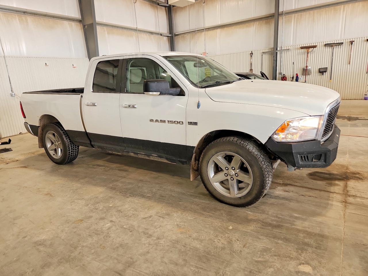 2011 Dodge Ram 1500 Белый vin: 1D7RV1GT8BS532138