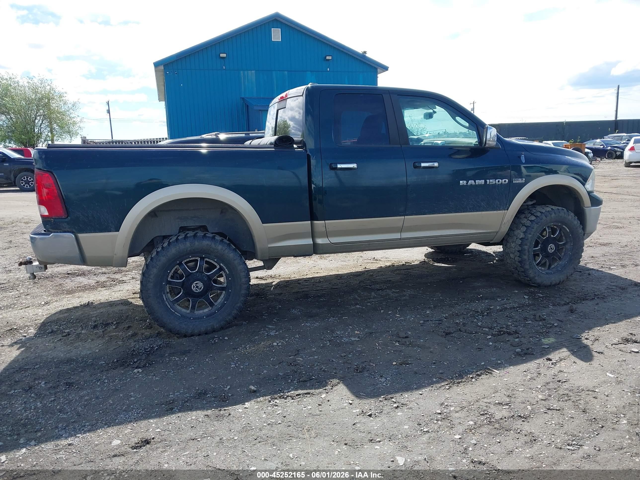 2011 Ram Ram 1500 Laramie Зеленый vin: 1D7RV1GT8BS548792