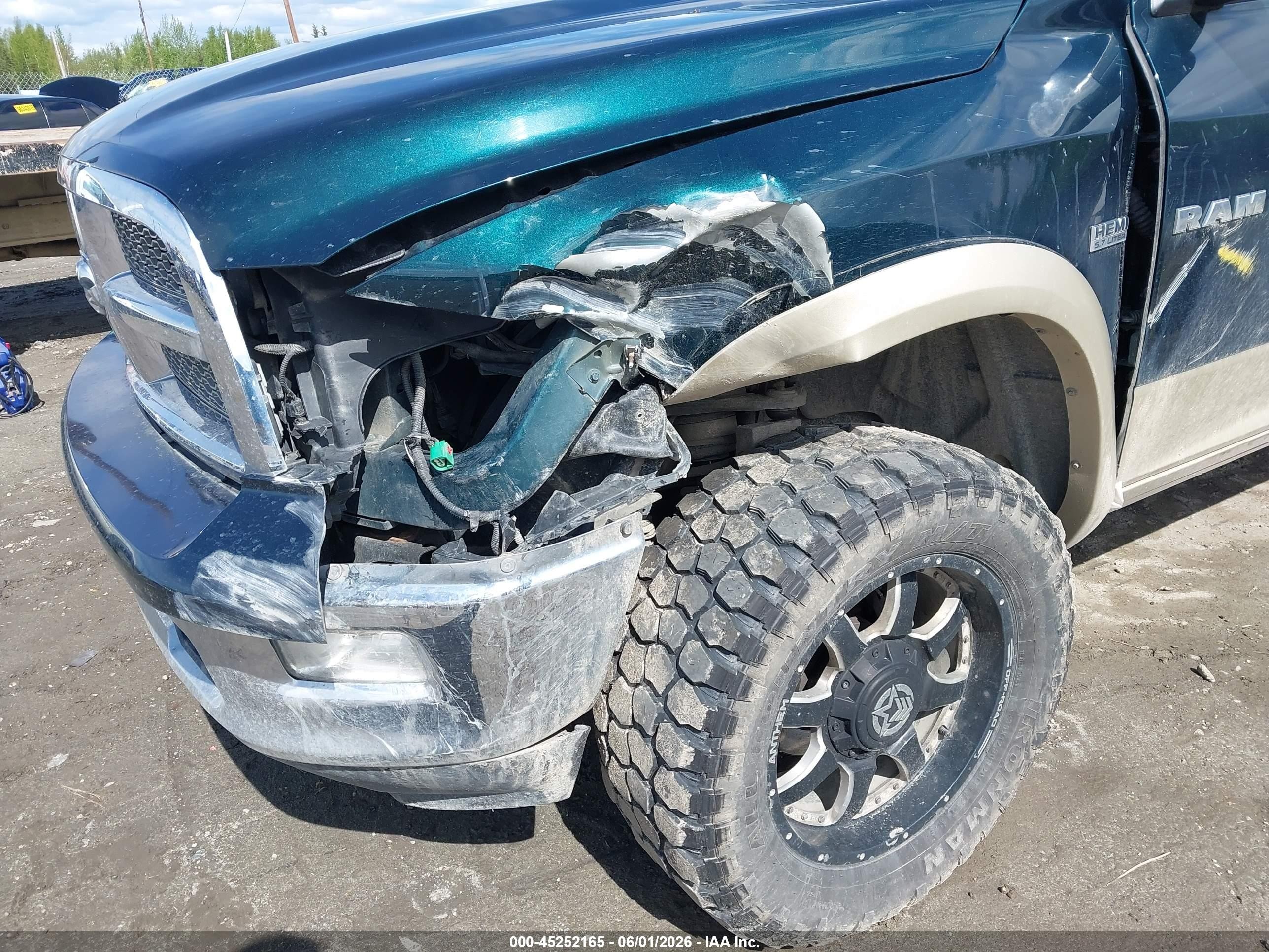 2011 Ram Ram 1500 Laramie Зеленый vin: 1D7RV1GT8BS548792