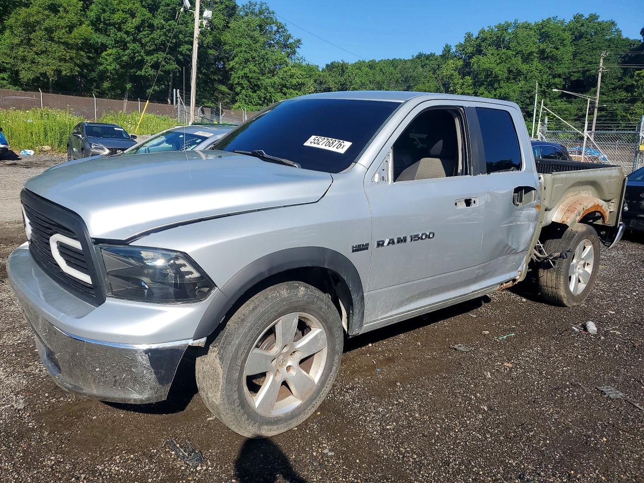 2011 Dodge Ram 1500 Silver vin: 1D7RV1GT8BS556181