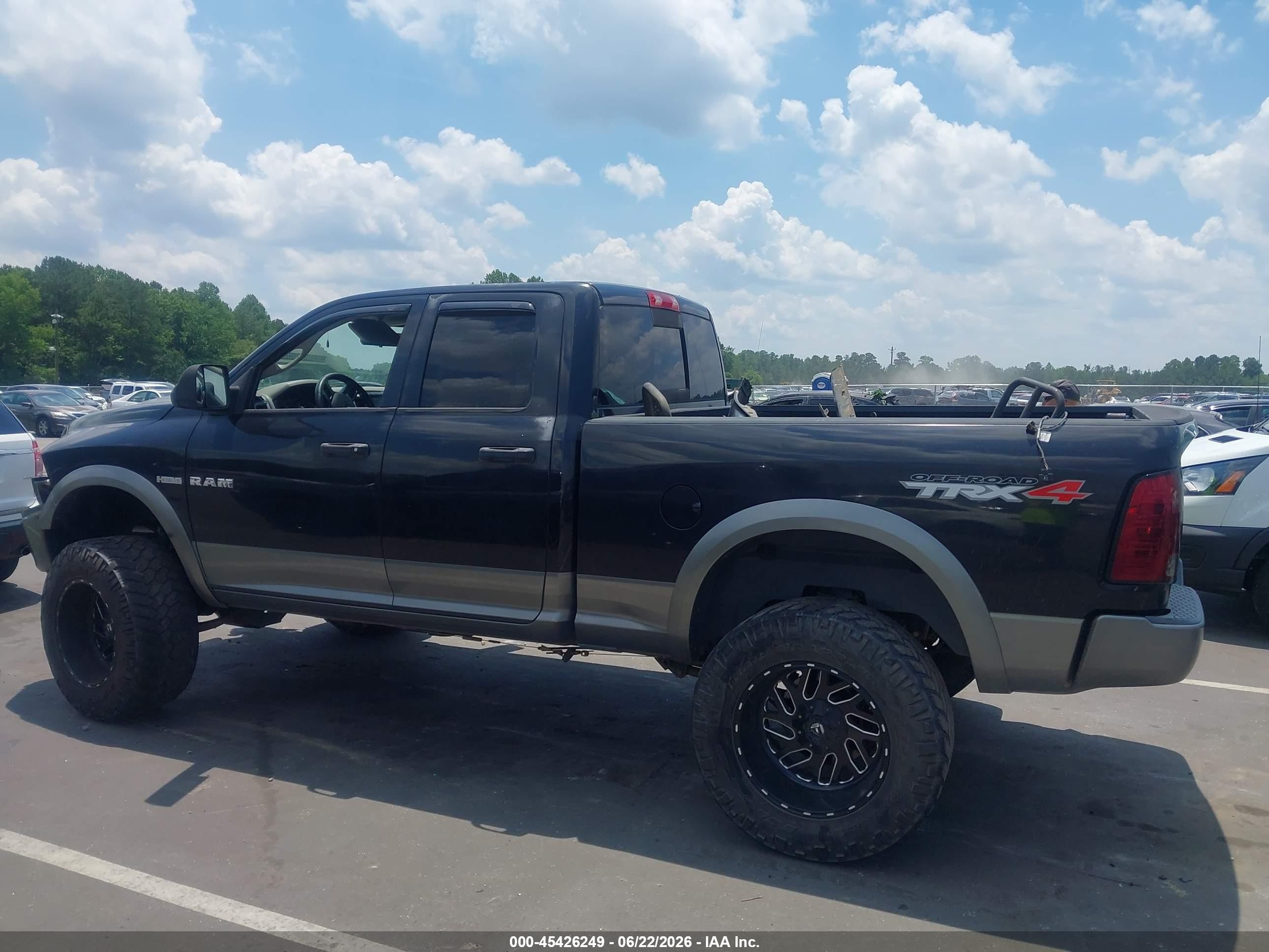 2010 Dodge Ram 1500 Slt/sport/trx Black vin: 1D7RV1GT9AS106568