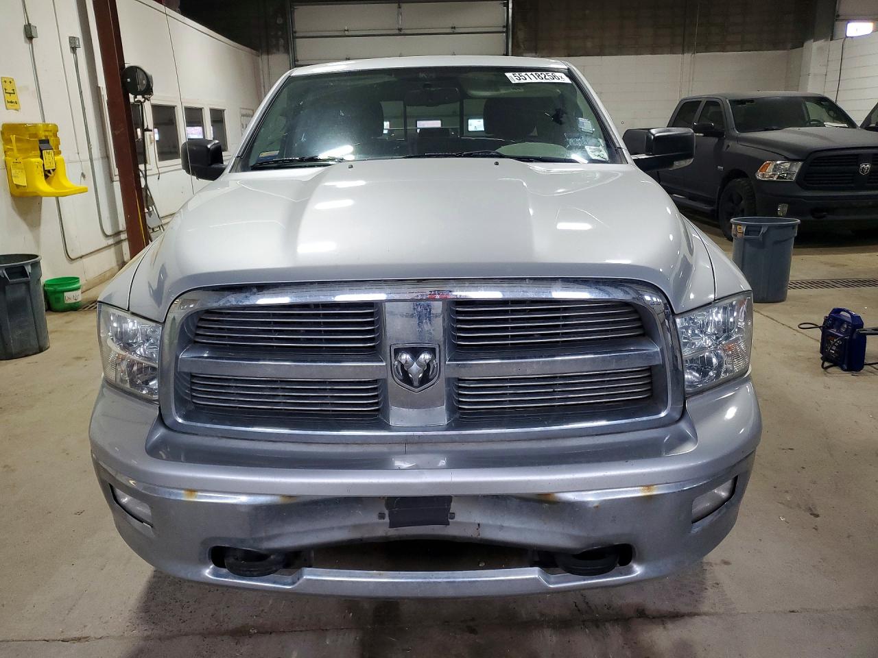 2011 Dodge 1500 Big Horn Crew C Silver vin: 1D7RV1GT9BS706038