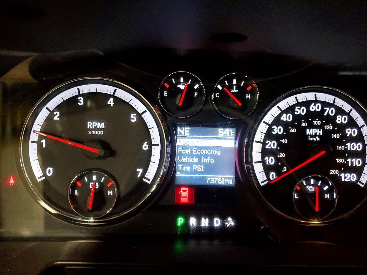 2010 Dodge Ram 1500 Burgundy vin: 1D7RV1GTXAS140986