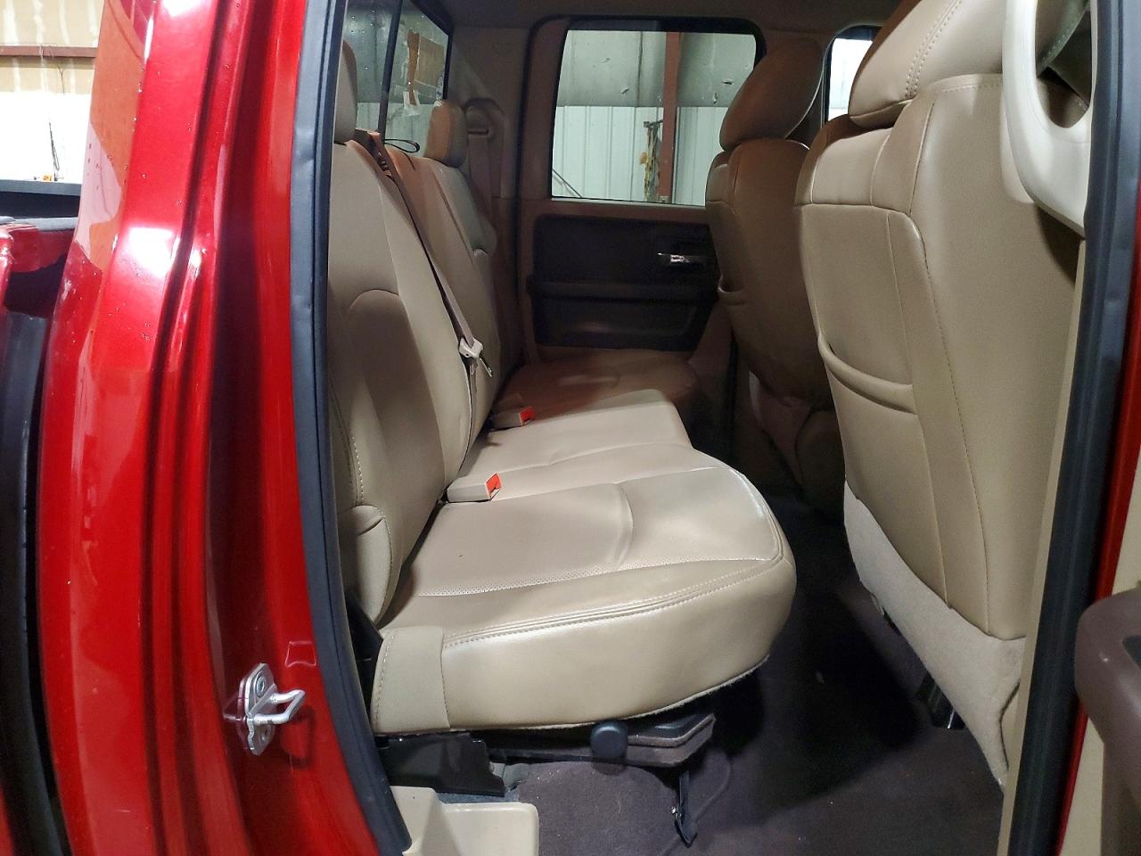 2010 Dodge Ram 1500 Burgundy vin: 1D7RV1GTXAS140986