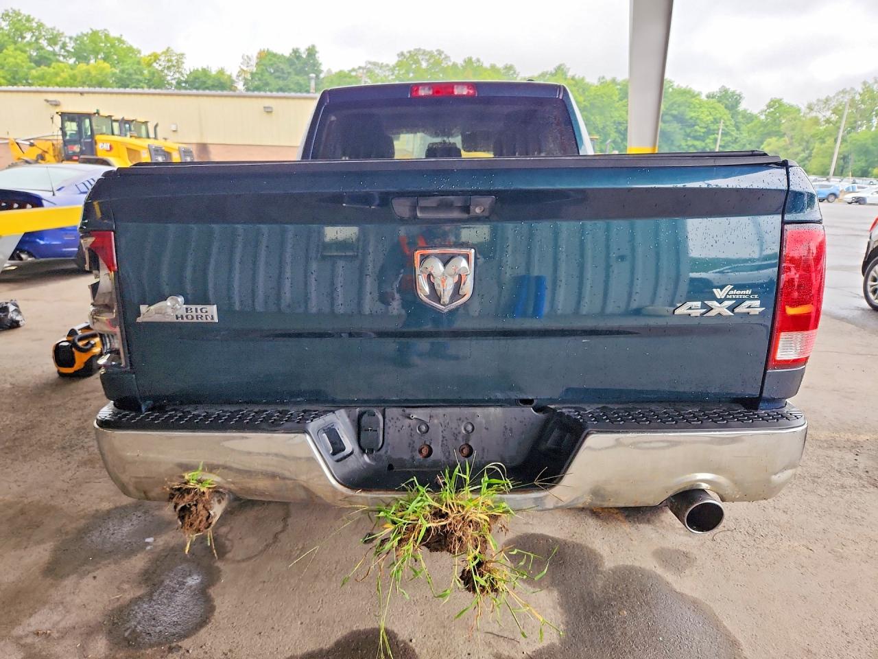 2011 Dodge Ram 1500 Green vin: 1D7RV1GTXBS527328