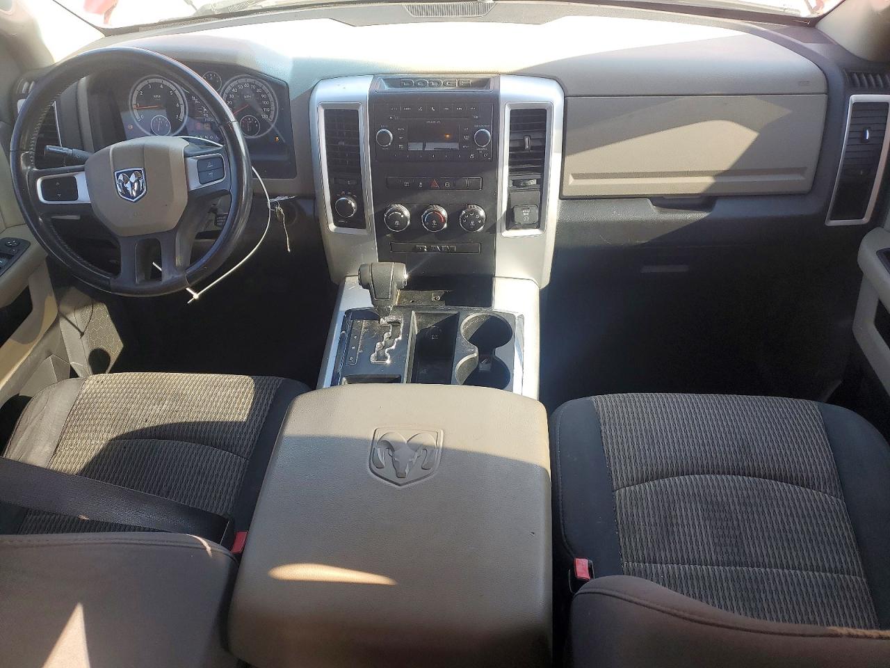 2011 Dodge Ram 1500 Red vin: 1D7RV1GTXBS658159