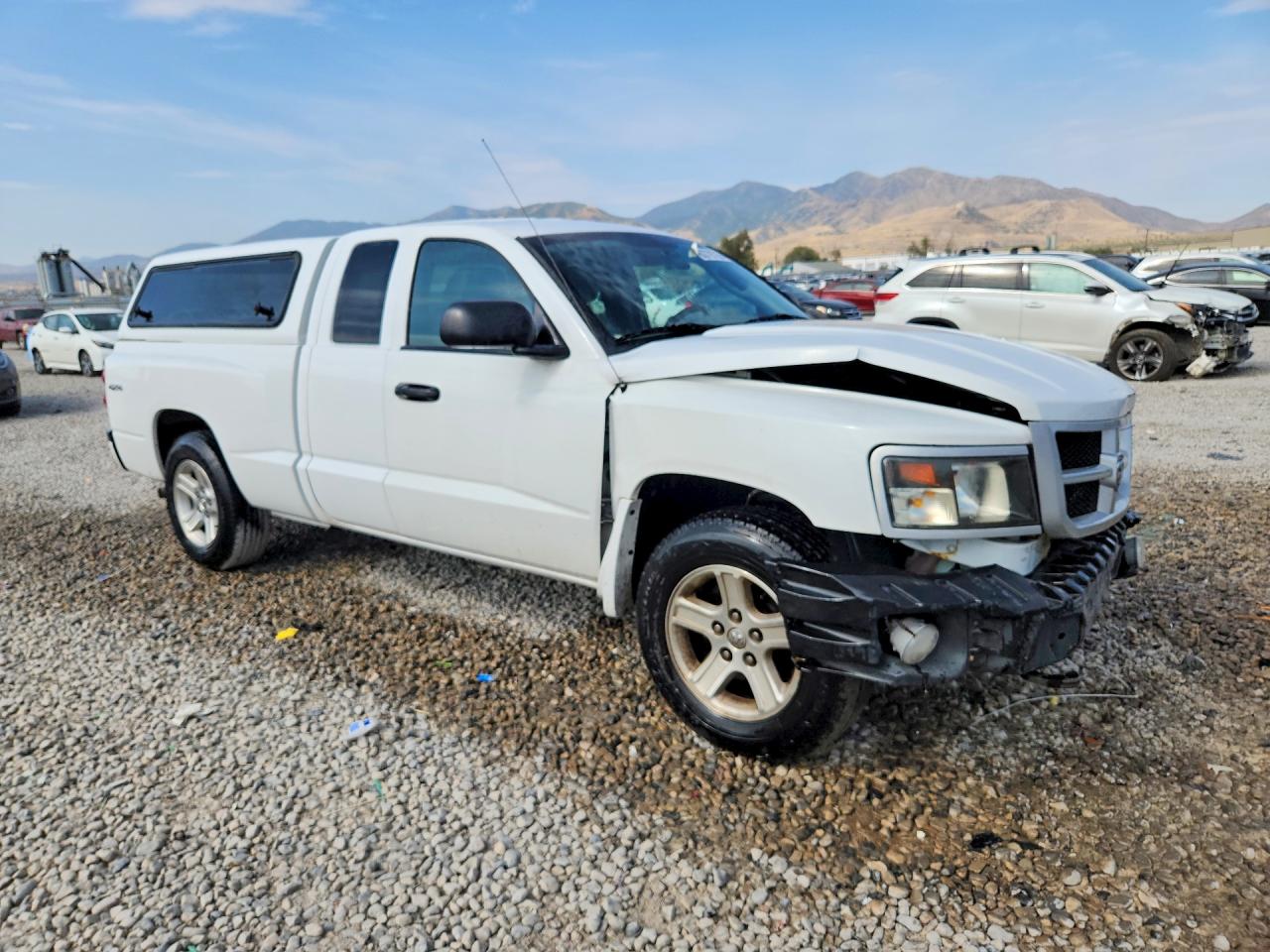 2010 Dodge Dakota Sxt White vin: 1D7RW3BKXAS225429