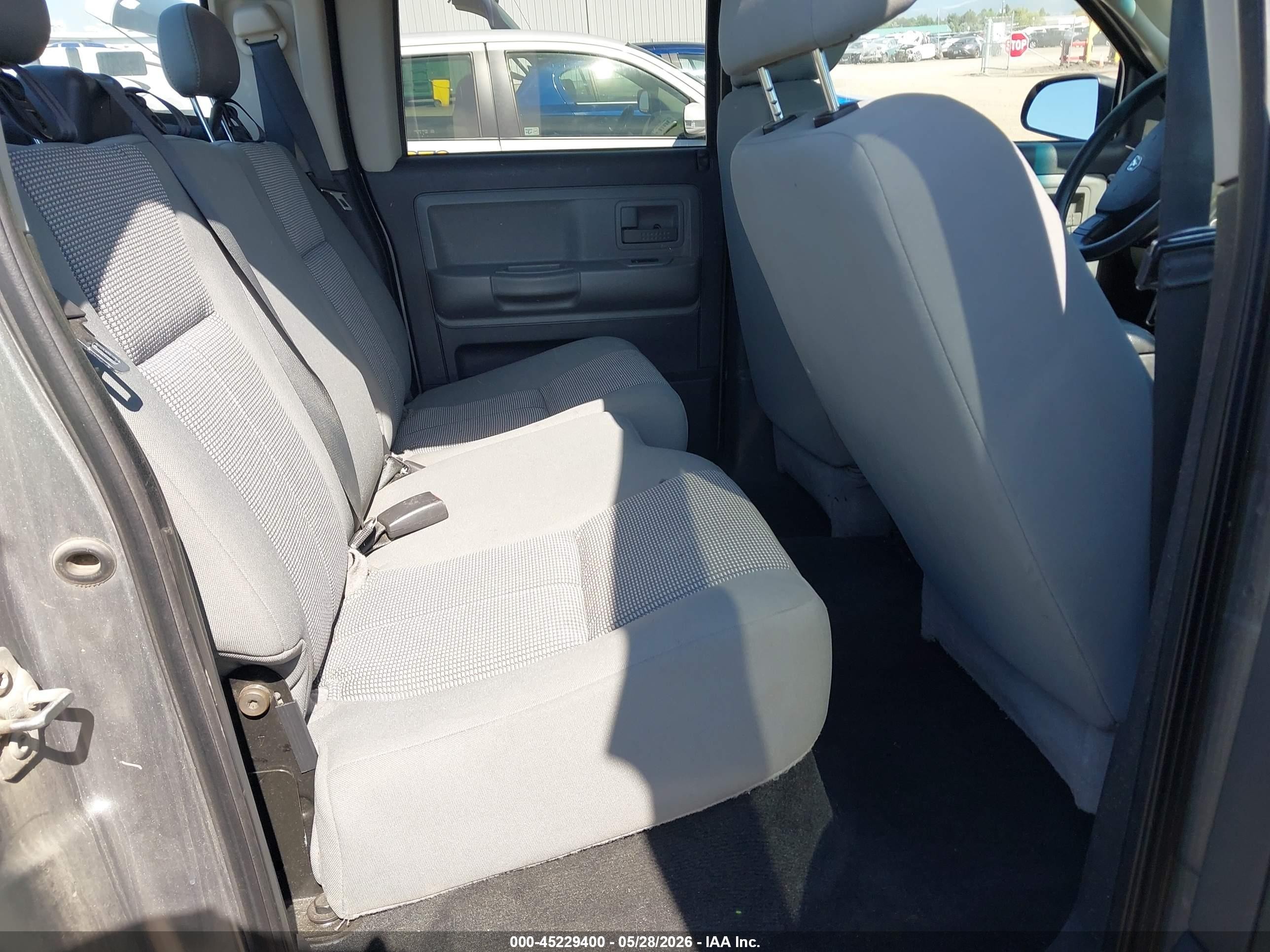 2011 Ram Dakota Sxt Gray vin: 1D7RW3GK3BS504599