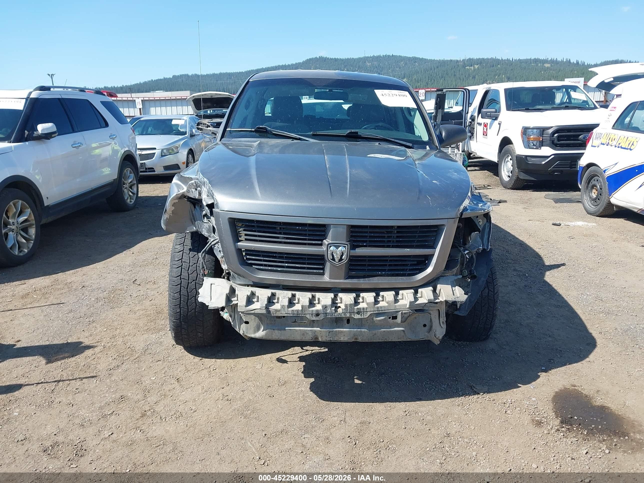 2011 Ram Dakota Sxt Gray vin: 1D7RW3GK3BS504599