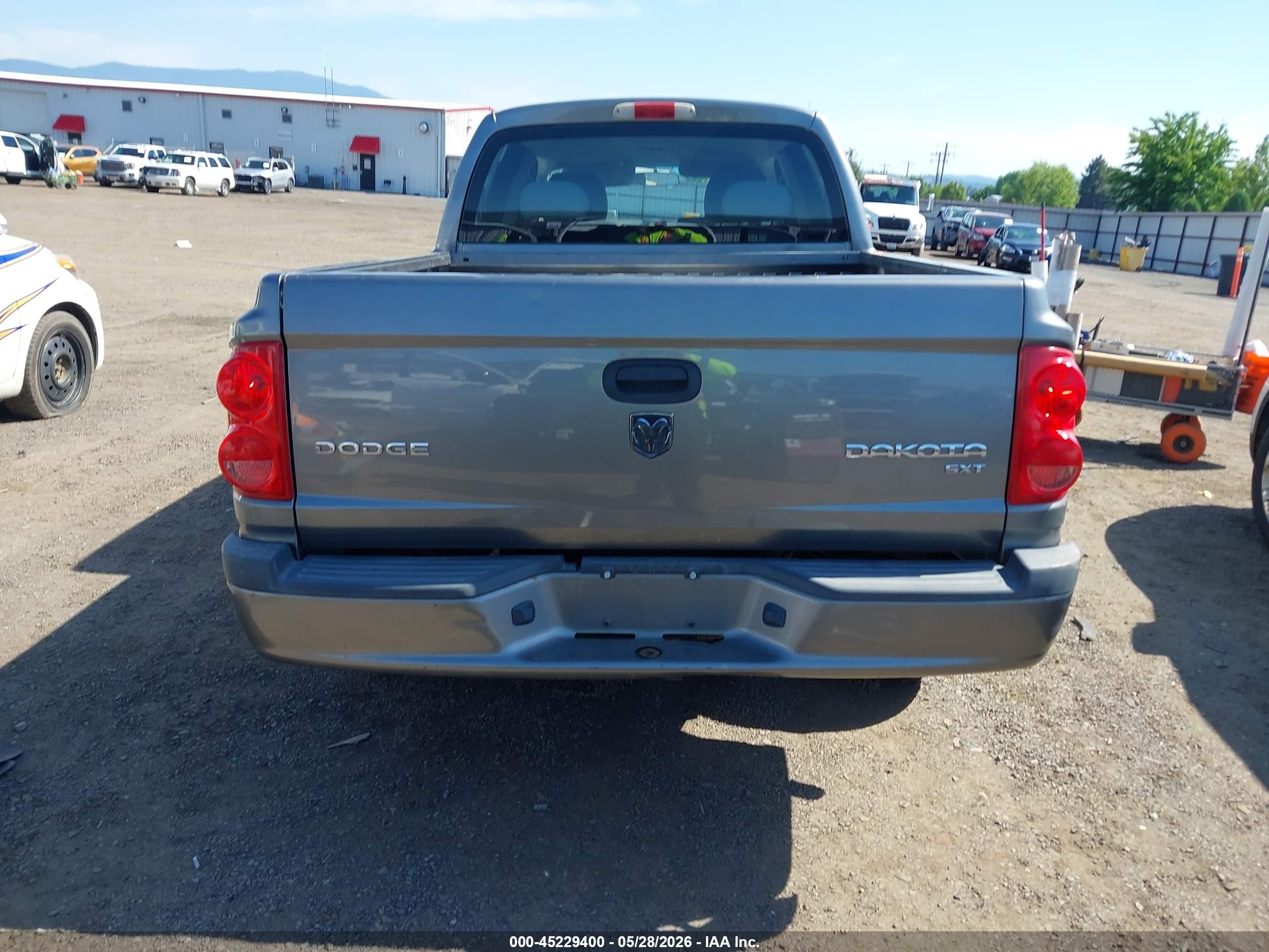 2011 Ram Dakota Sxt Gray vin: 1D7RW3GK3BS504599