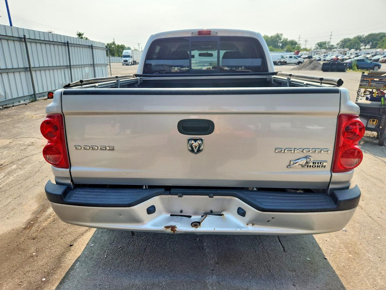 2011 Dodge Dakota Slt Silver vin: 1D7RW3GK3BS596376