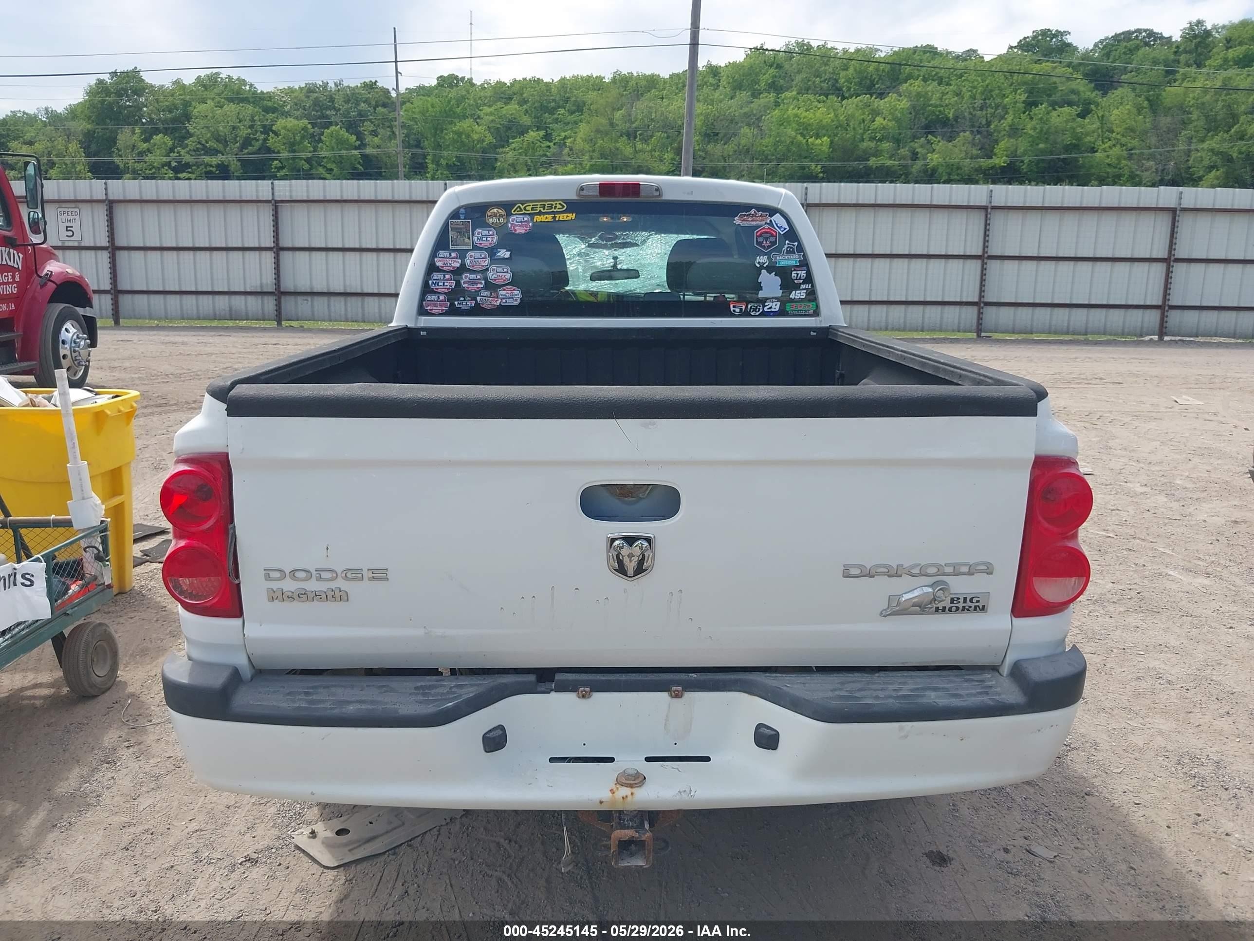 2011 Ram Dakota Bighorn/lonestar Белый vin: 1D7RW3GK3BS661730