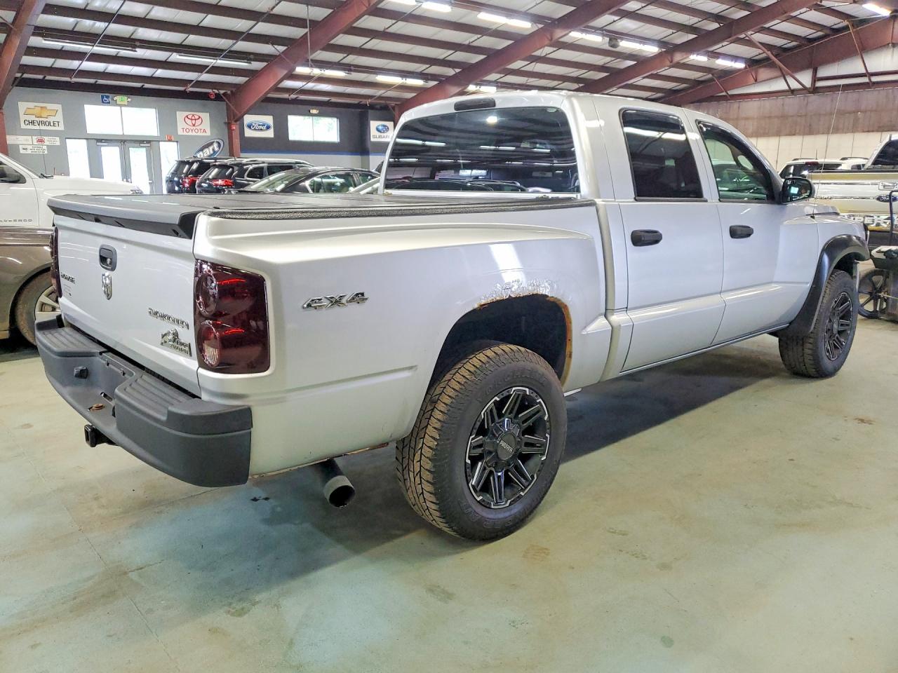 2011 Dodge Dakota Slt Silver vin: 1D7RW3GK7BS592671